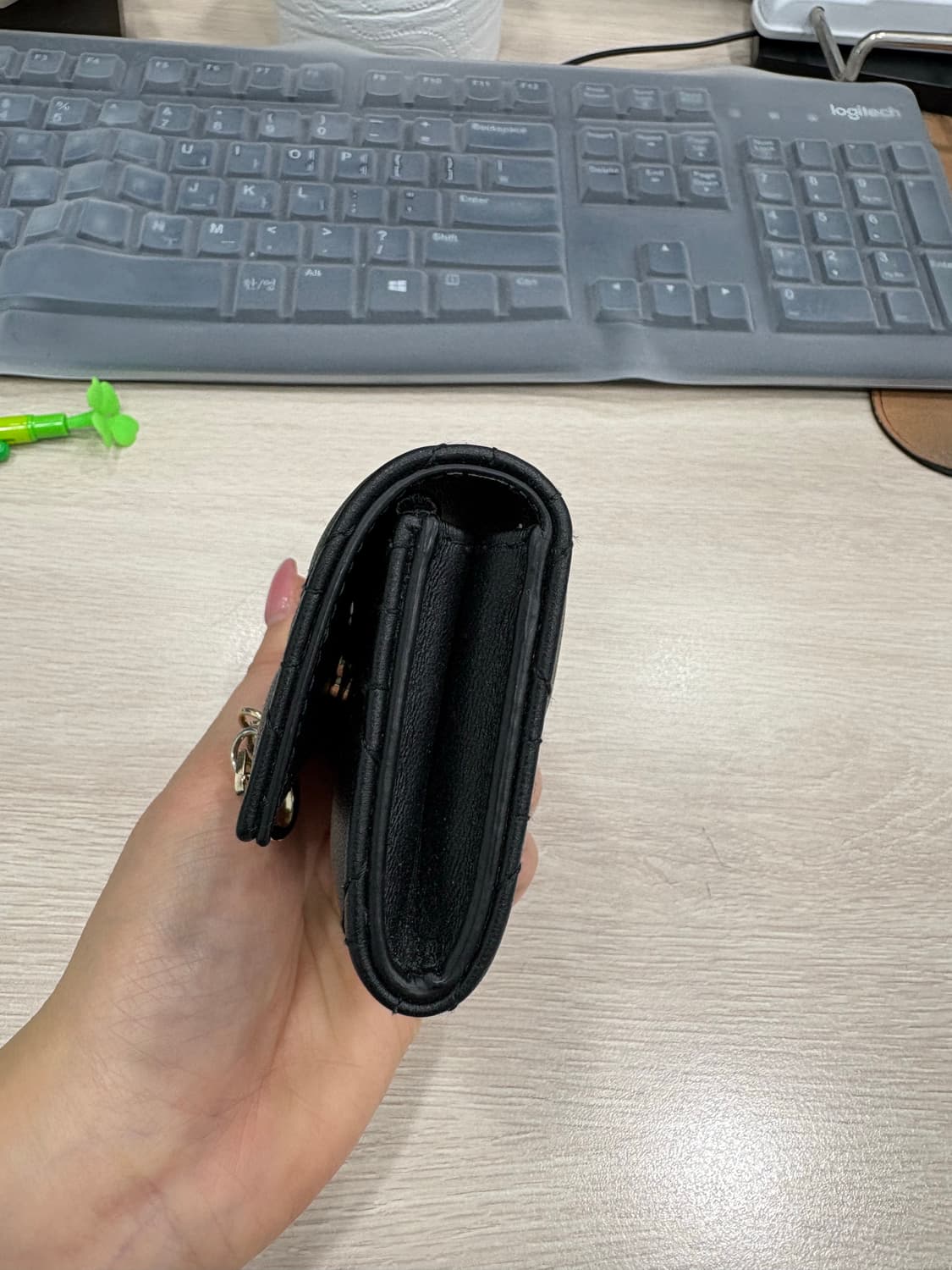 (정품)디올 블랙 카드지갑 상품이미지5