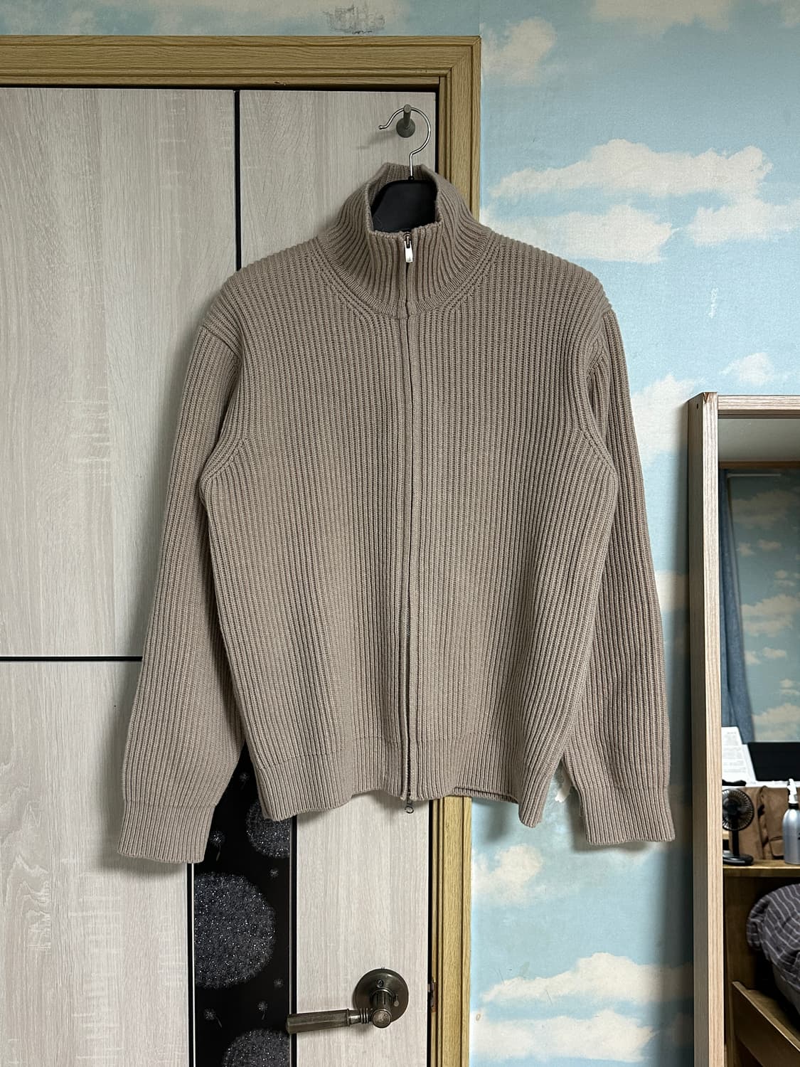 (3) 인더로우 로이 풀집업 니트 베이지멜란지 상품이미지2