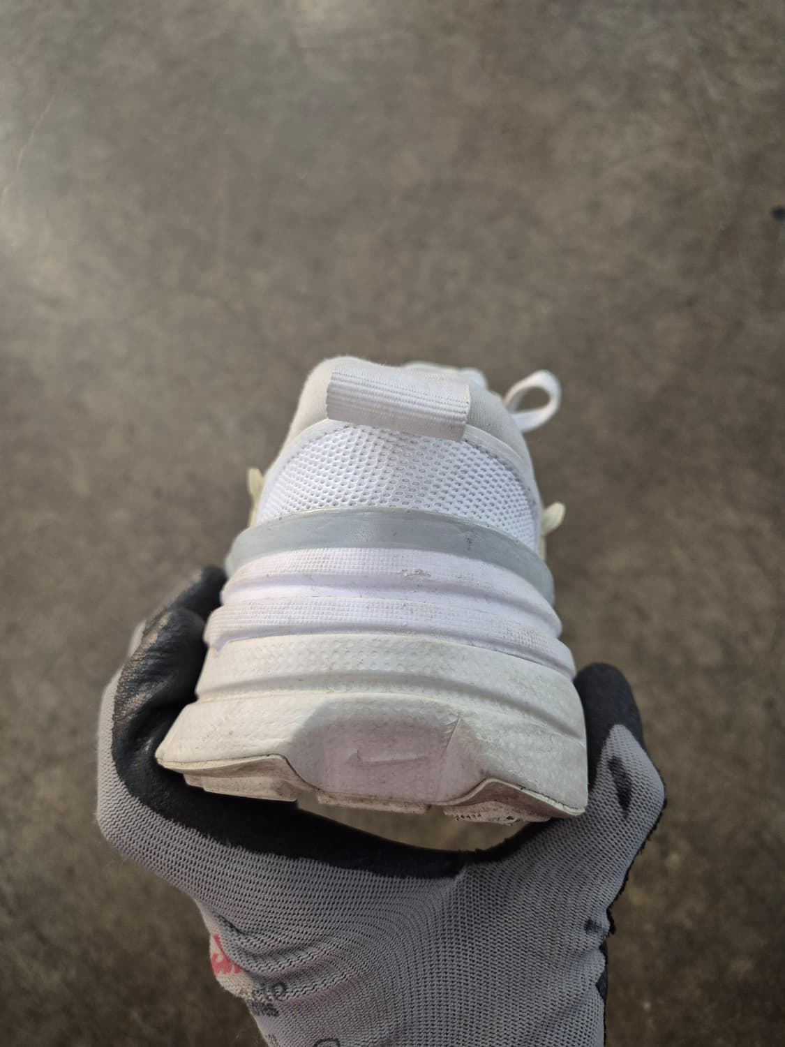 나이키 테크 헤라 화이트 실버 250 상품이미지6