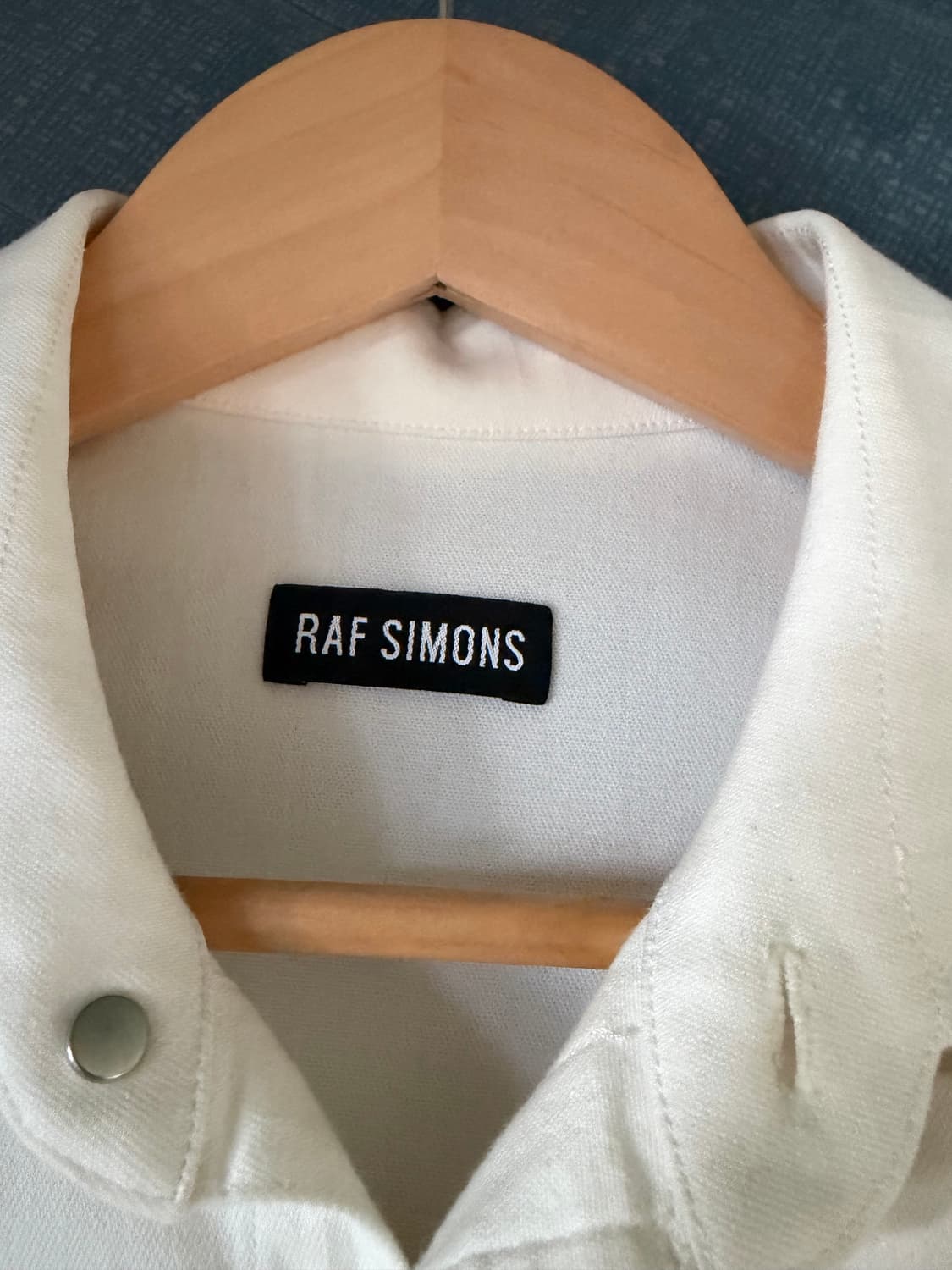 라프시몬스 15ss 로고 레더패치 원포켓 셔츠 상품이미지4