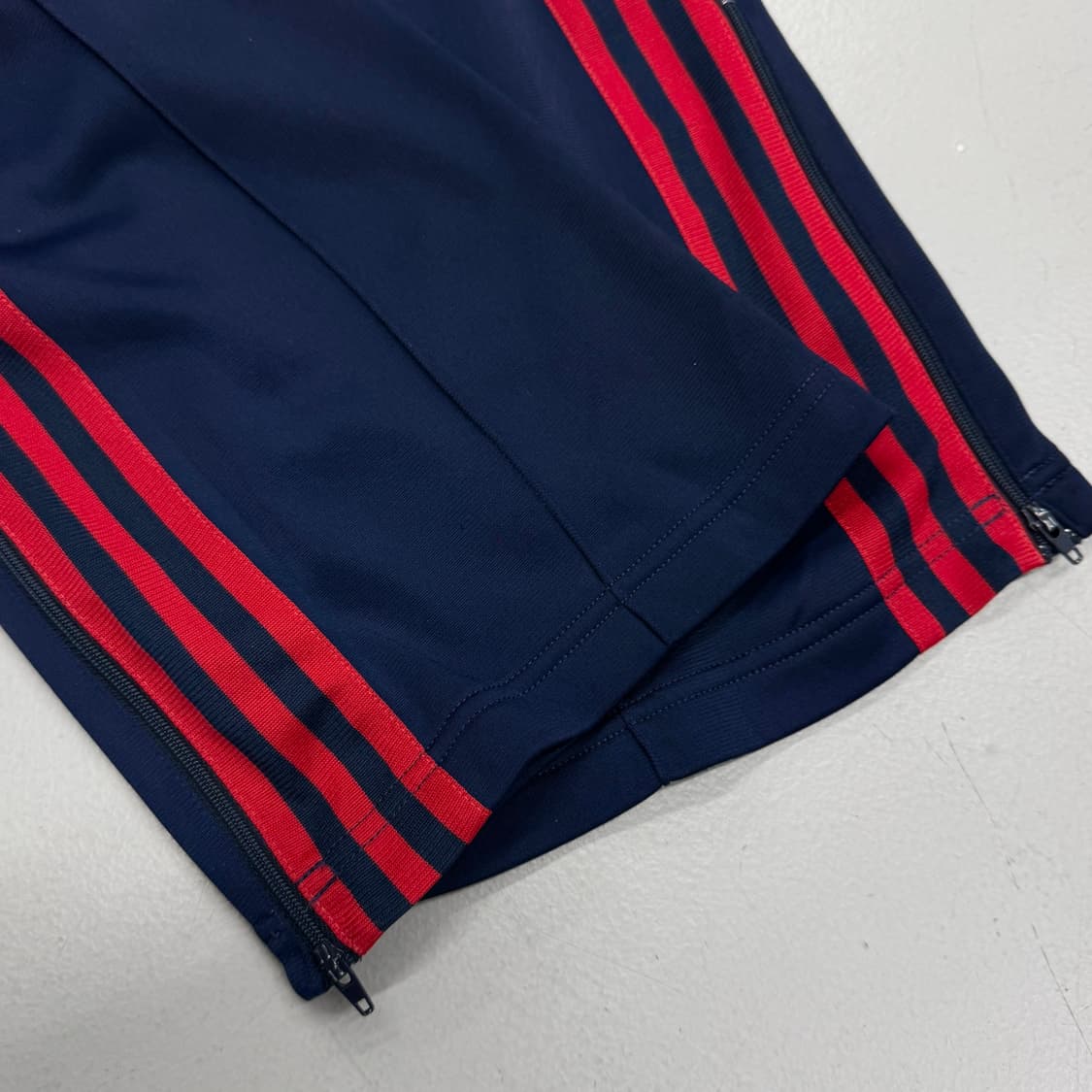 아디다스 파이어버드 남빨 삼선 부츠컷 트랙팬츠 상품이미지4