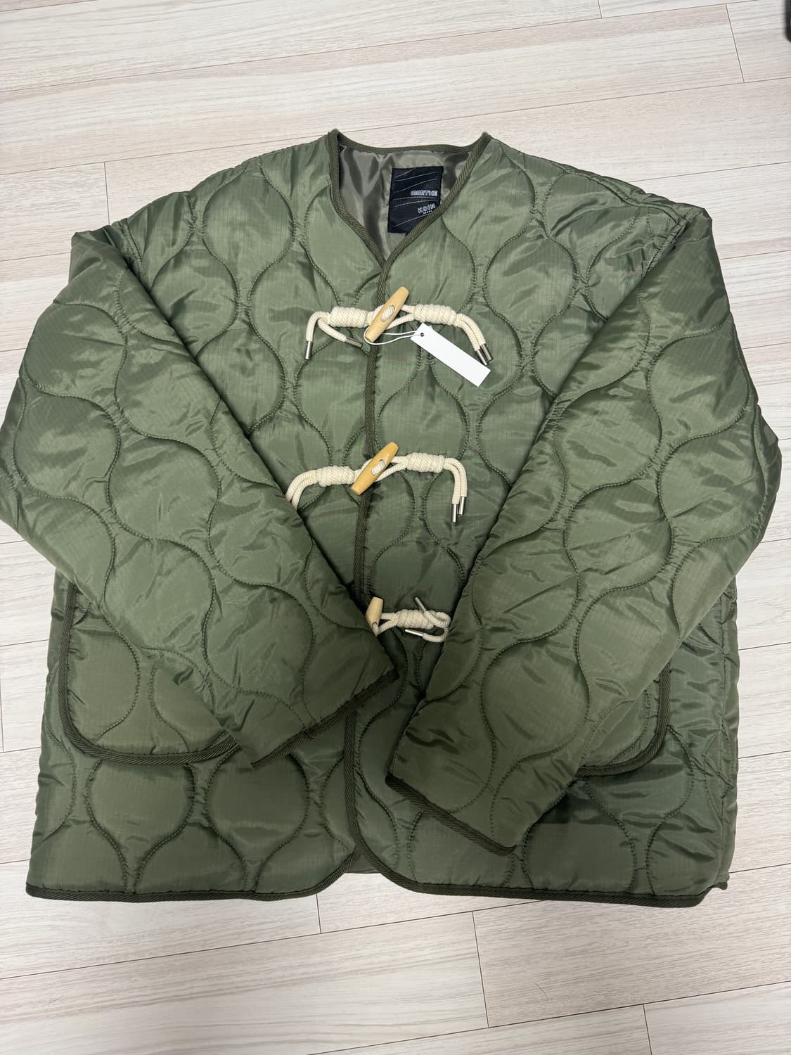 새상품)밈더워드로브 퀄팅 자켓 카키 m 상품이미지1