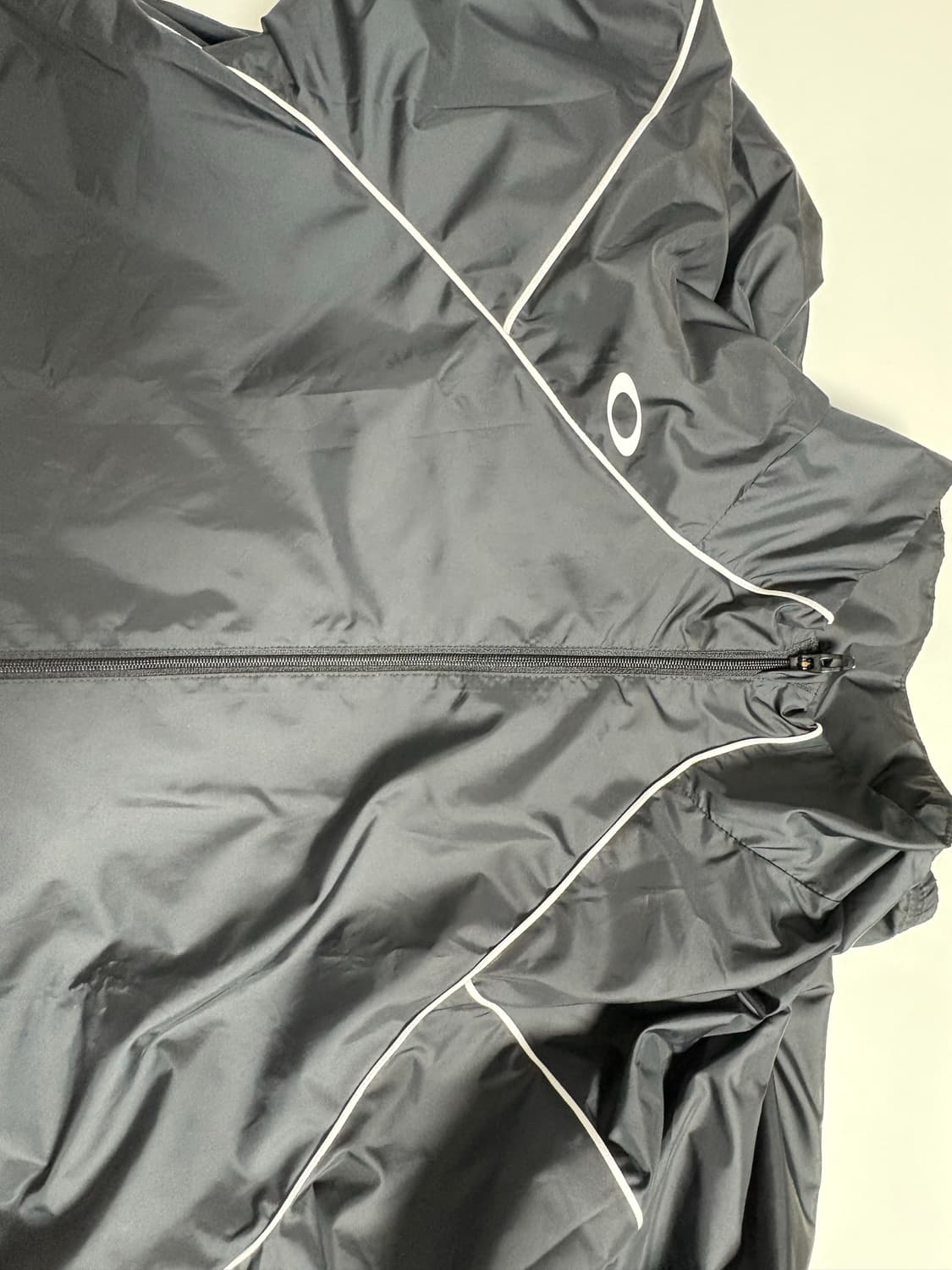 오클리 퍼포먼스 핏 바람막이 상품이미지1