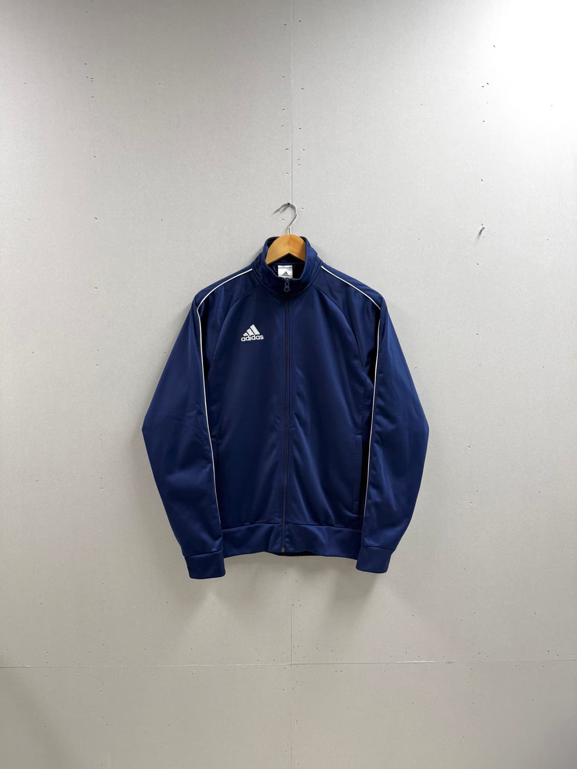 남성 M / 아디다스 져지 트랙탑 네이비 상품이미지1