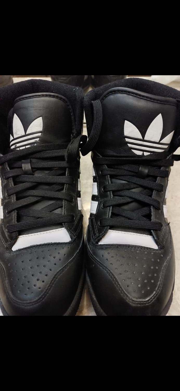 아디다스 하이탑 스니커즈 블랙 250 제레미스캇맛 상품이미지1