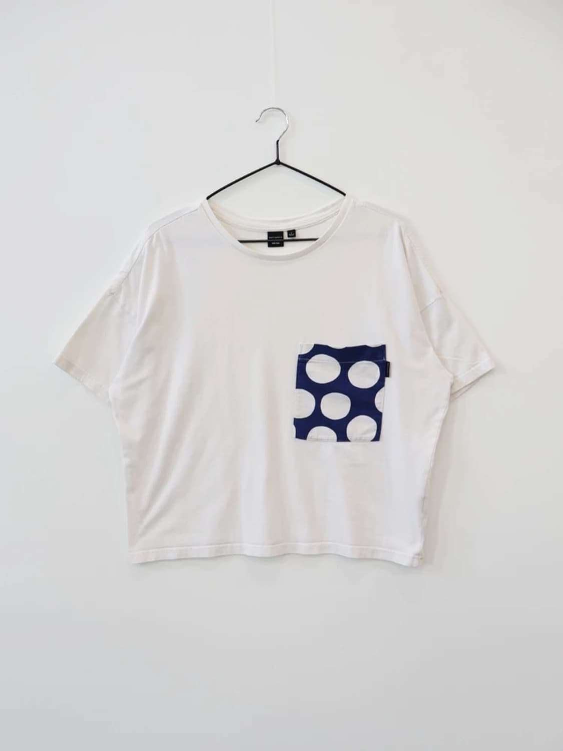 UNIQLO x Marimekko Kivet Pocket Tee 상품이미지3