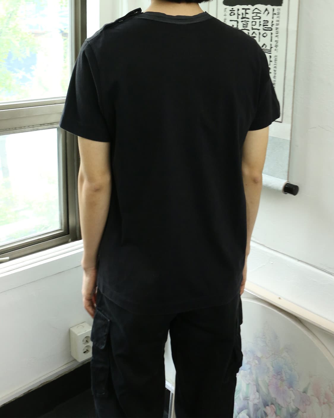 사카이 블랙 티셔츠 상품이미지2