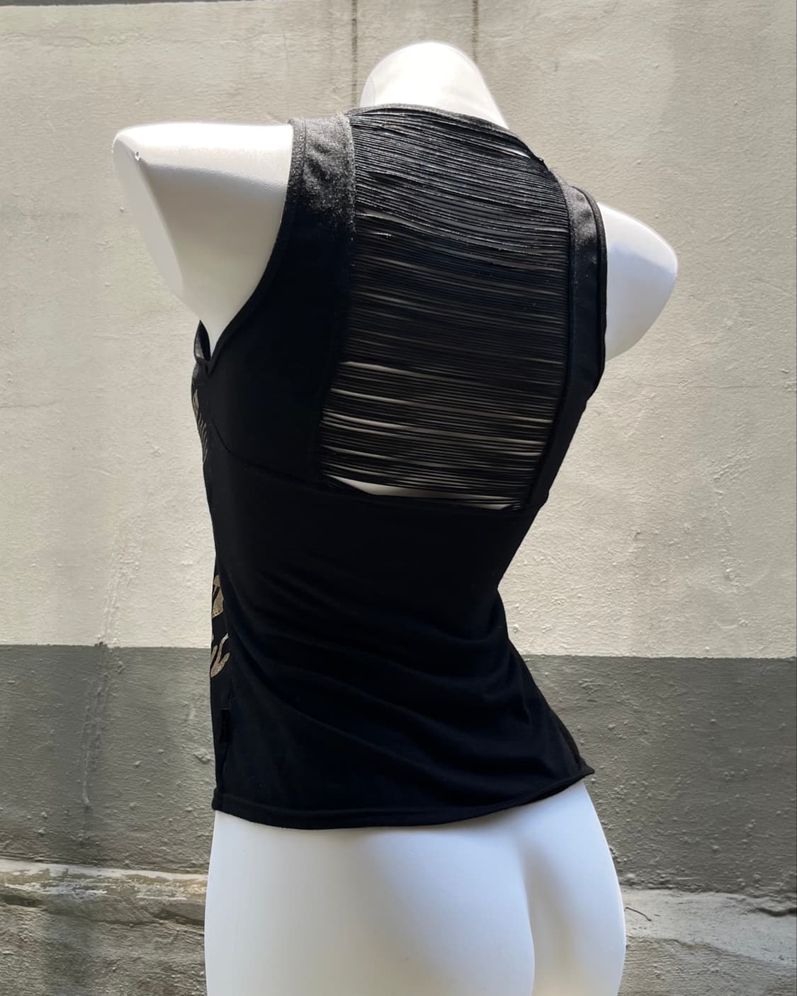 Y2K Lucky Queen Ring Sleeveless 상품이미지5