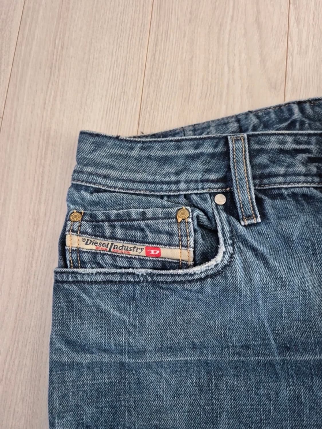 [29] 디젤 자탄 부츠컷 데님 상품이미지5