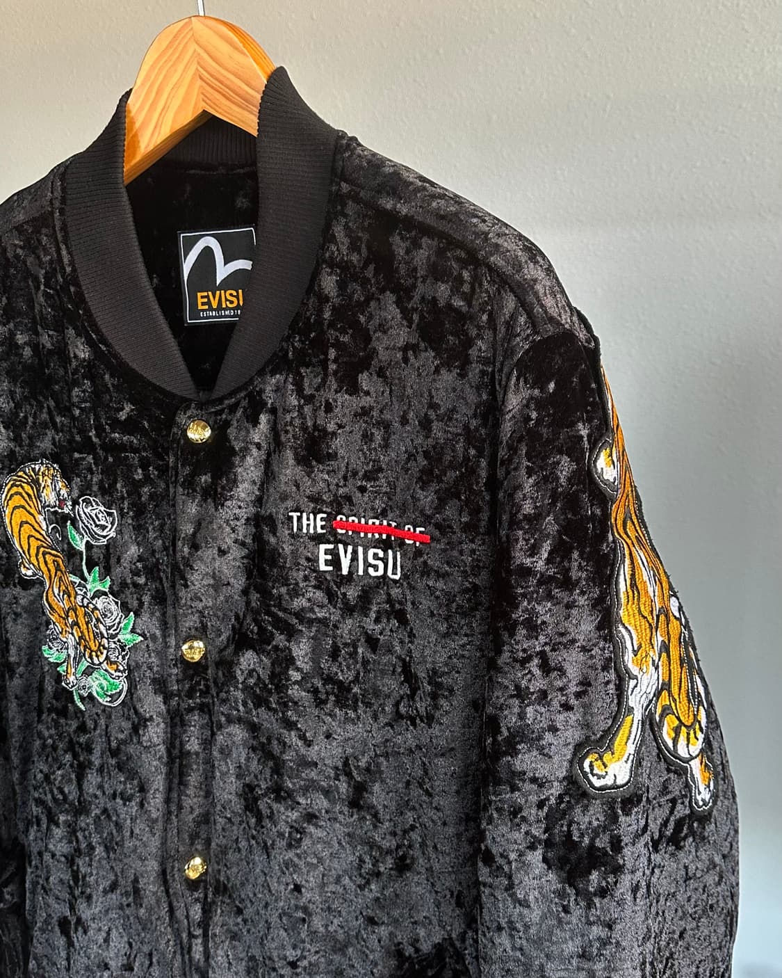 [2XL]에비수 Evisu 타이거 벨루어 벨벳 블루종 점퍼 상품이미지3