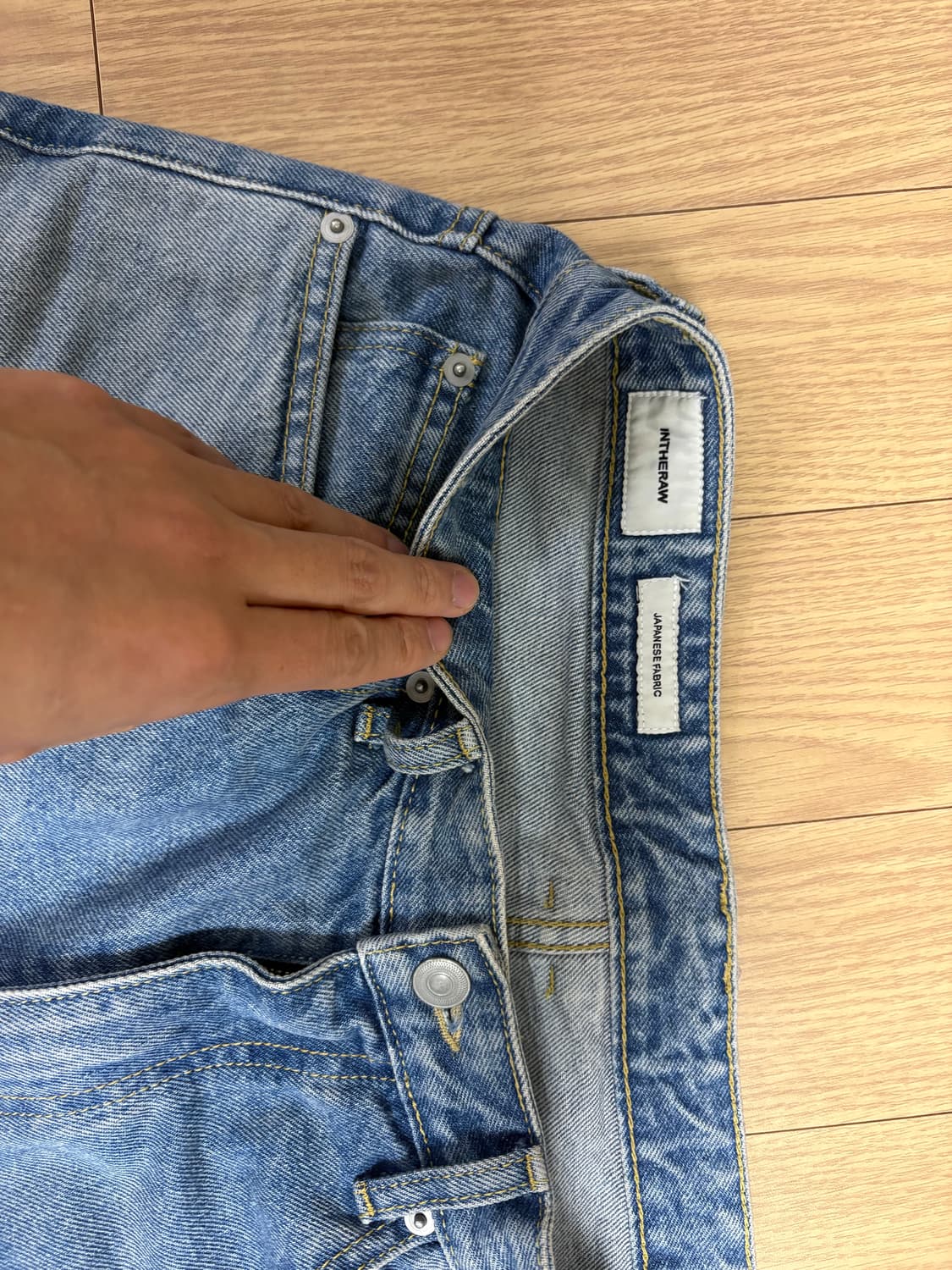 인더로우 와이드 테이퍼드 진 (1사이즈) 상품이미지5