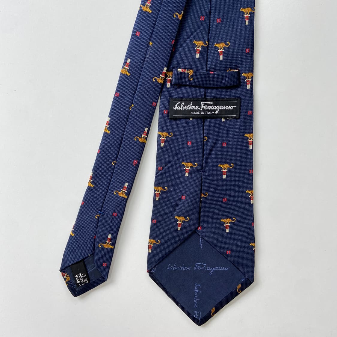 페레가모(Ferragamo) 명품 정품 넥타이 상품이미지2