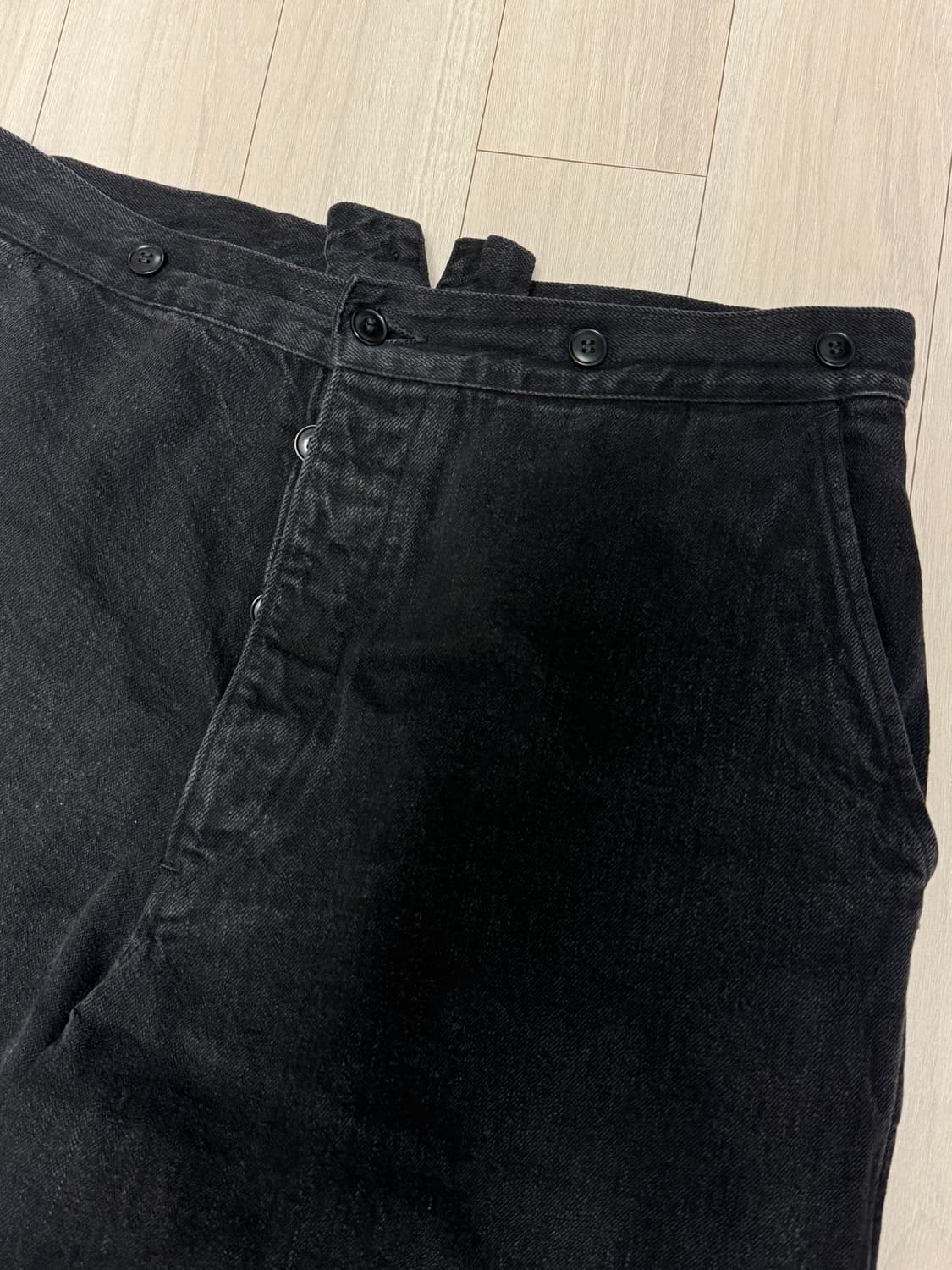 코모리 데님 흑청 오버팬츠 - 블랙 2사이즈 상품이미지3