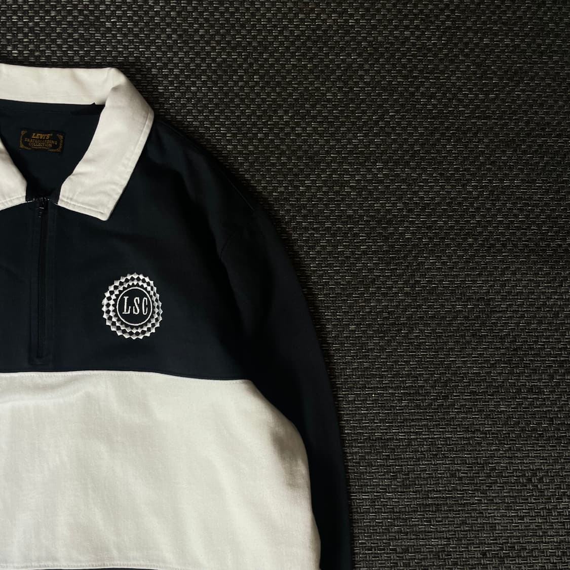 리바이스 블랙 화이트 단가라 카라 맨투맨 L 상품이미지3