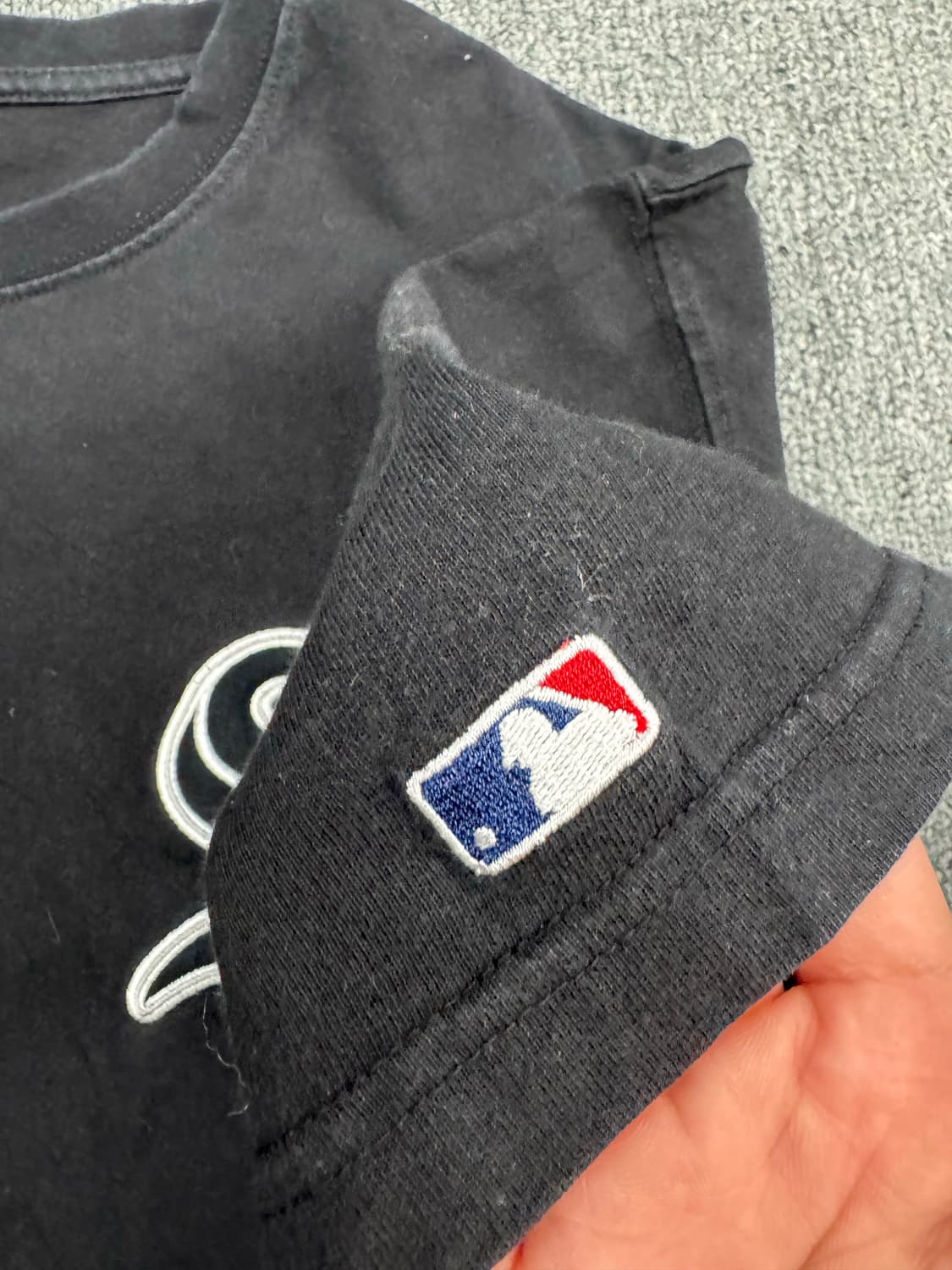 L)Genuine Merchandise 빈티지 화이트 삭스 자수로고 반팔 상품이미지4