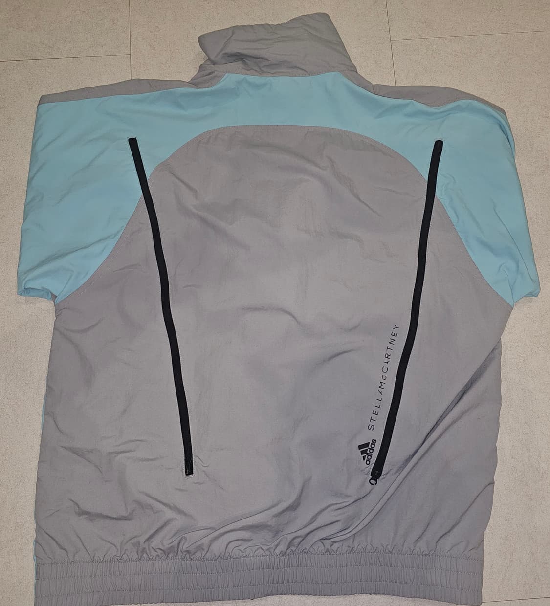 [아디다스x스텔라매카트니]  바람막이 M(실제XXL정도)│ 남녀공용 상품이미지2