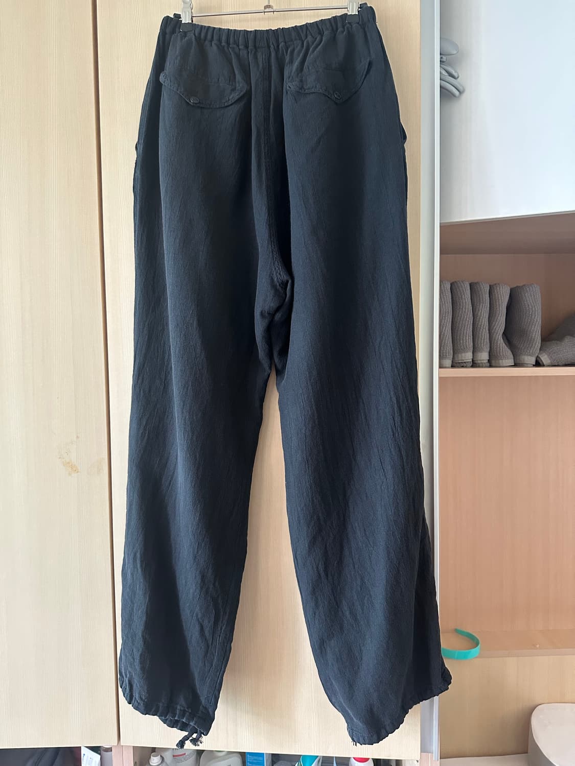 코모리 25ss 페이드 블랙 니턱 팬츠 1사이즈 상품이미지2