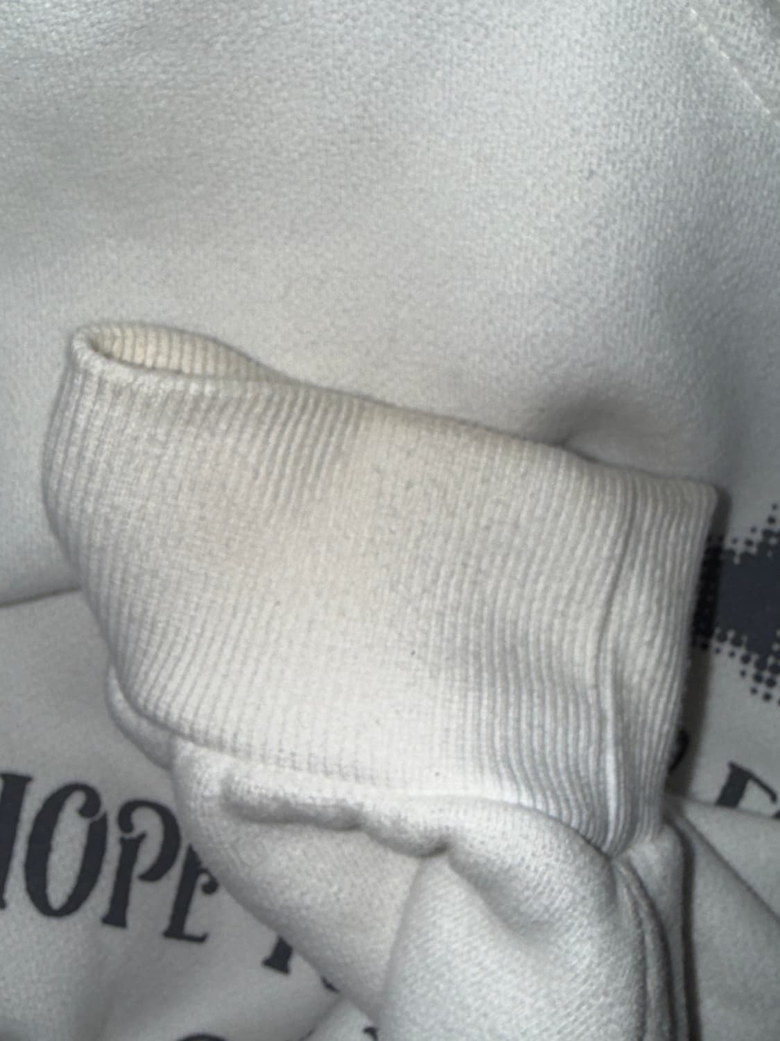 러브이즈트루 퍼 후드집업 화이트 상품이미지4