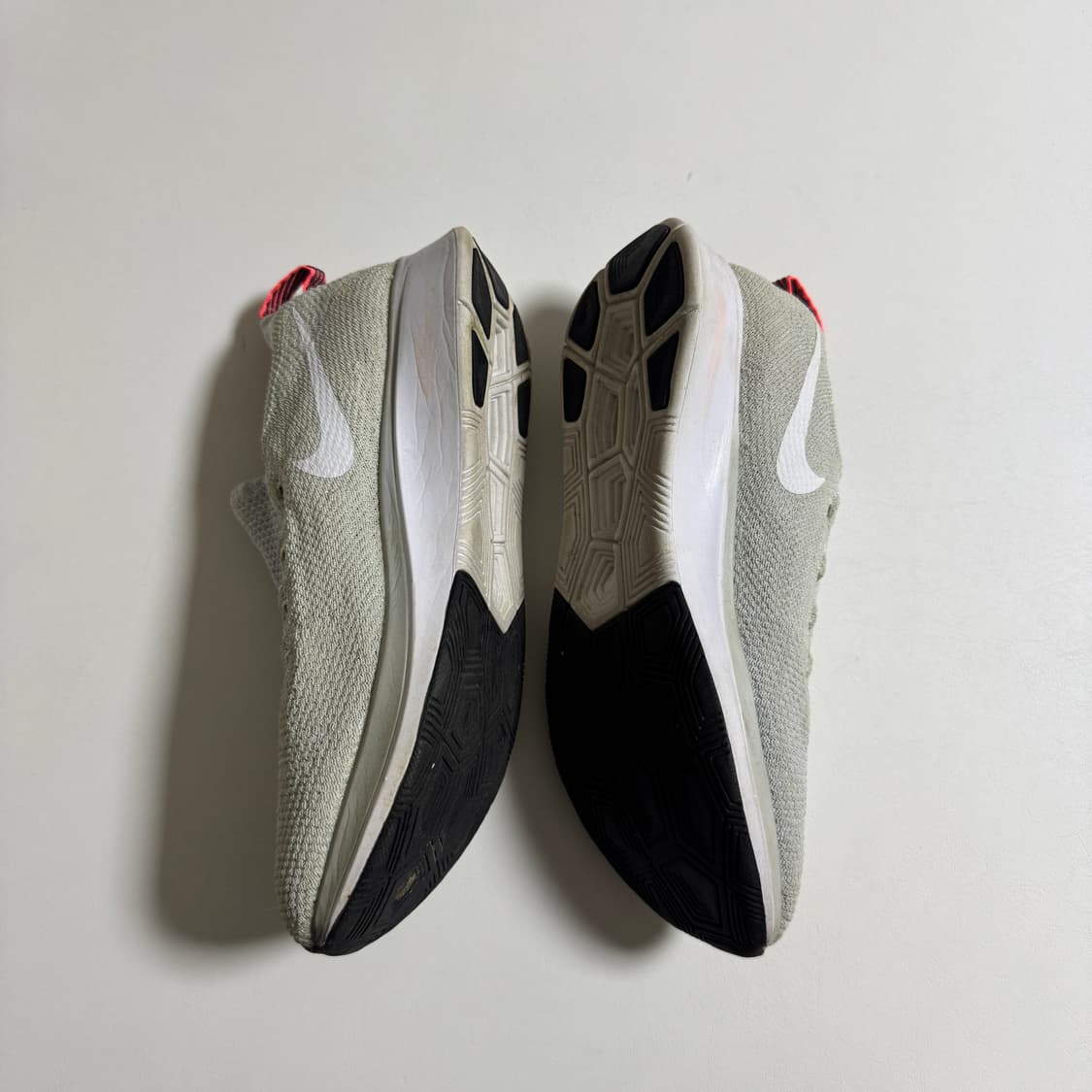 나이키 러닝화 베이지 230 상품이미지4