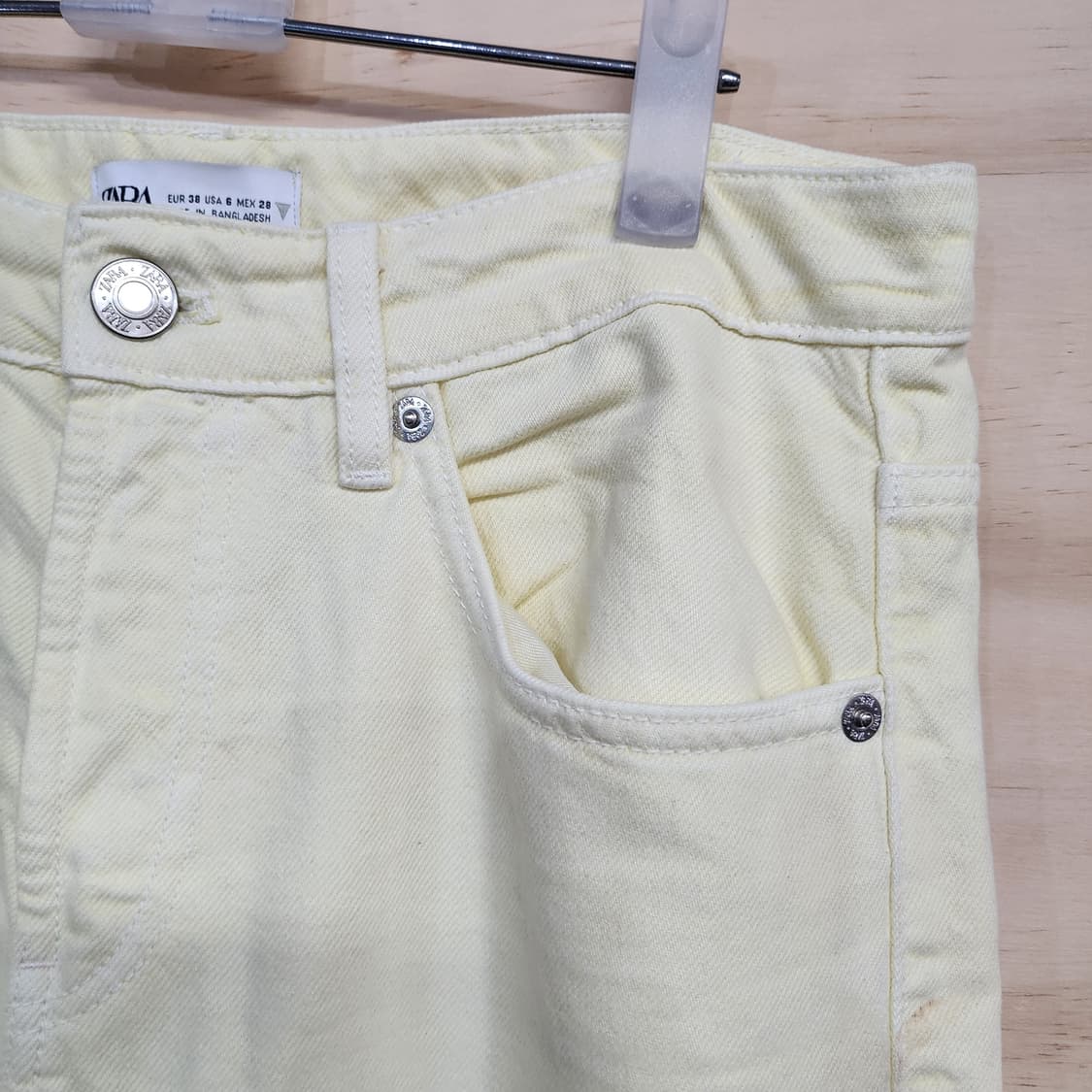 140) 자라 ZARA 레몬색 바지 상품이미지3