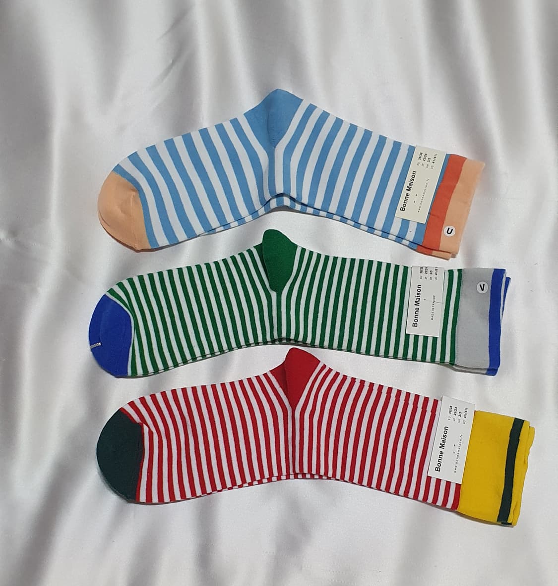 스킨 블루 그린 레드 스트라이프 Bonne Maison 본메종 양말 상품이미지1