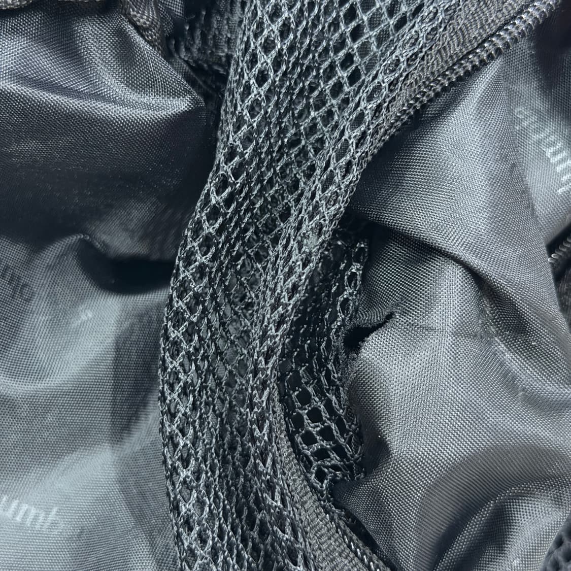 컬럼비아 빈티지 나일론 15L 미니백팩 가방 블랙 상품이미지9