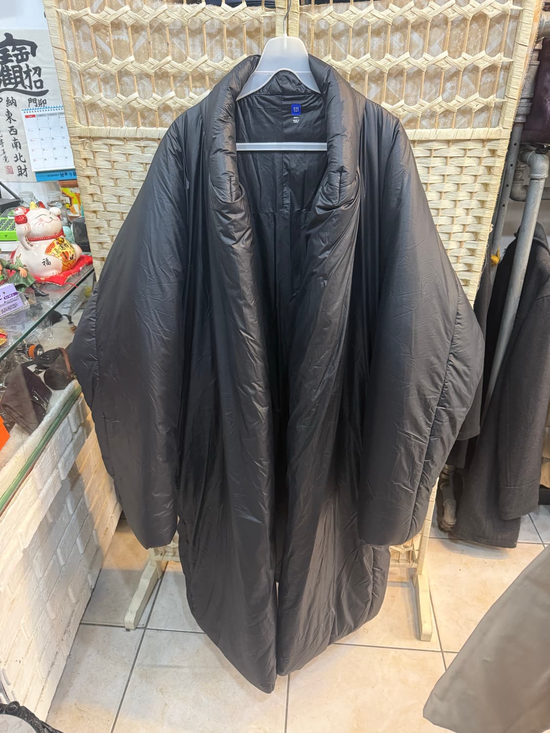 105 정품 이지캡 엔지니어드 바이 발렌시아가 롱패딩 팝니다 상품이미지1