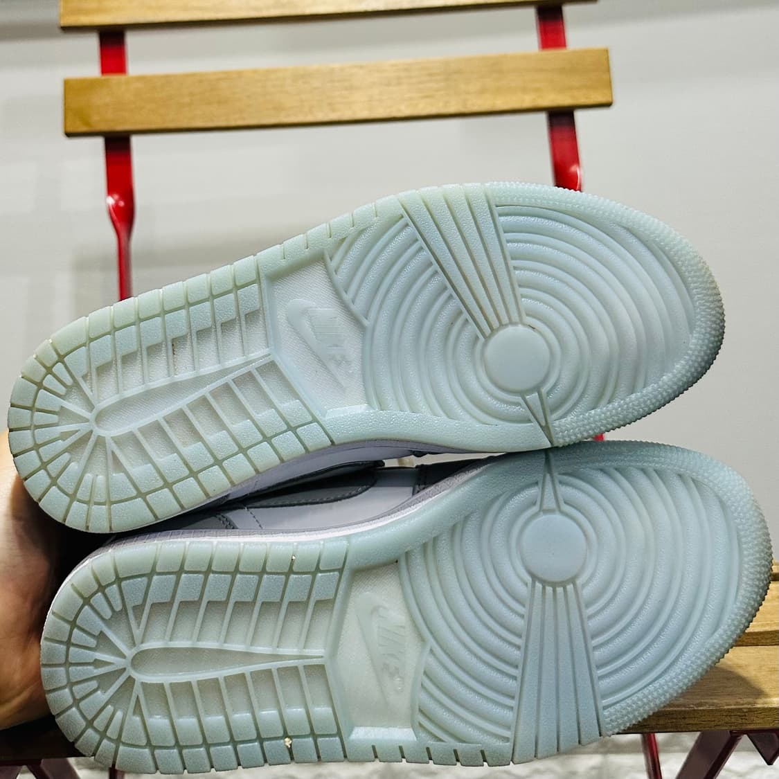 235) 나이키 운동화 여성 여자 신발 에어 조던 1 로우 그레이 상품이미지6