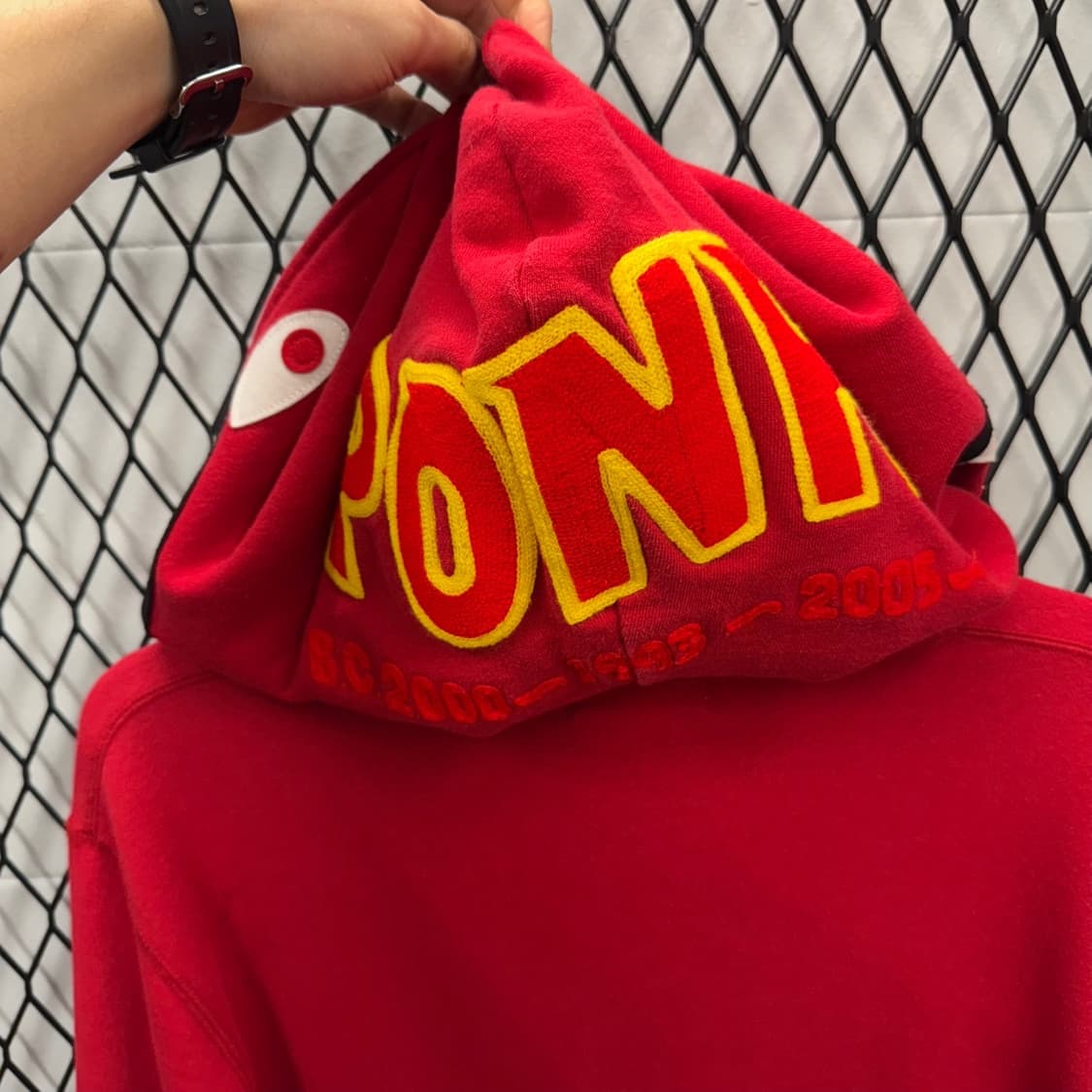 베이프 샤크 후드 집업 PonR 로고 디테일 솔리드 레드 자켓 상품이미지6
