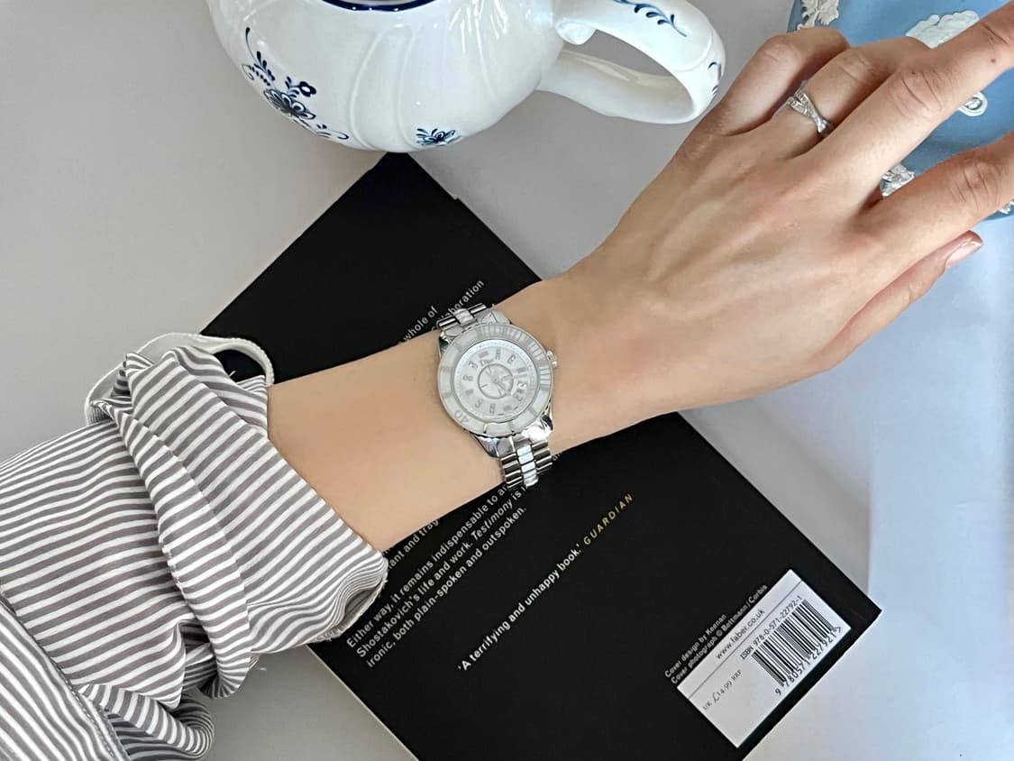 Dior 화이트 크리스탈 12p 다이아 디올 여성 시계 상품이미지9