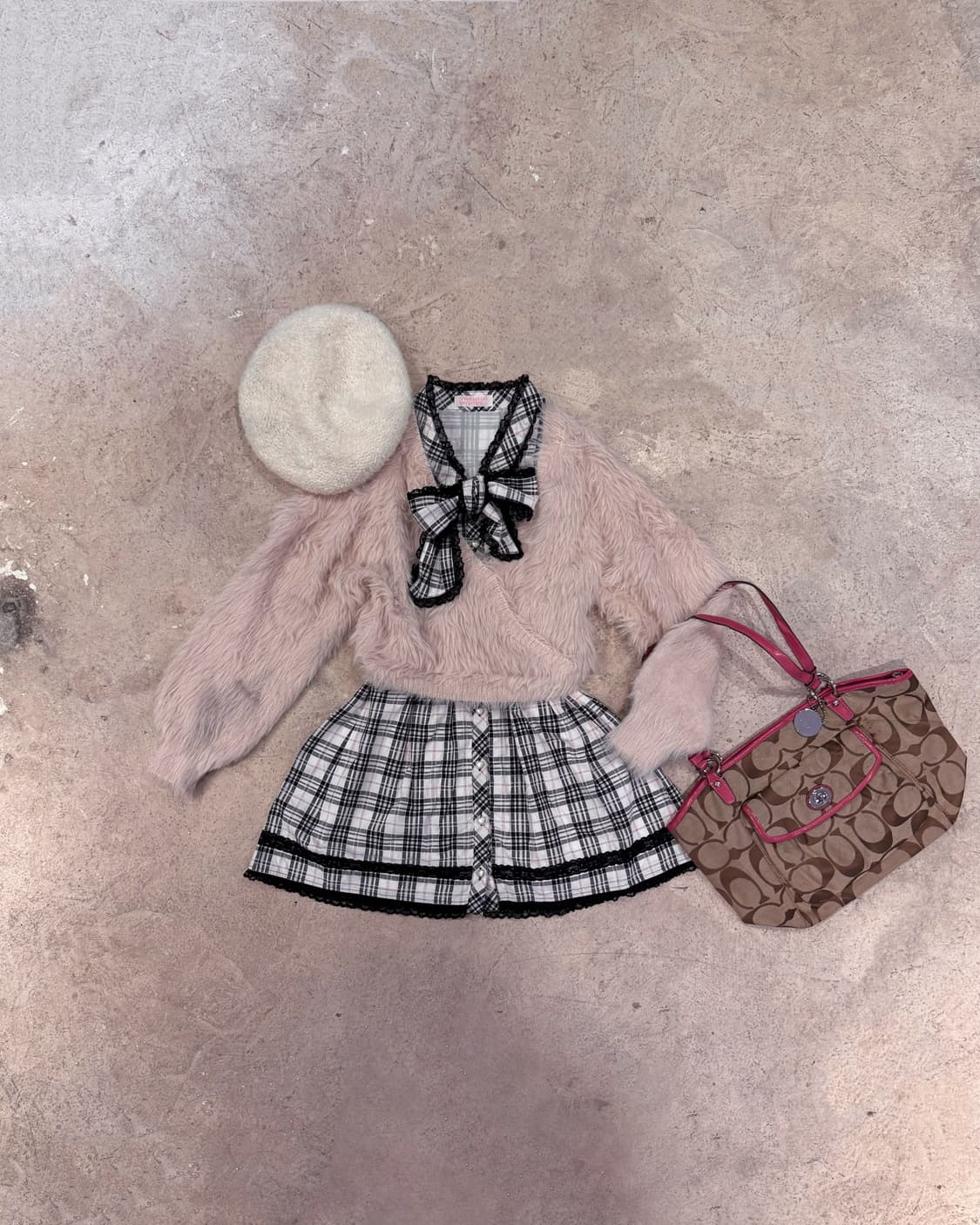 앙고라 크롭 니트 상품이미지4