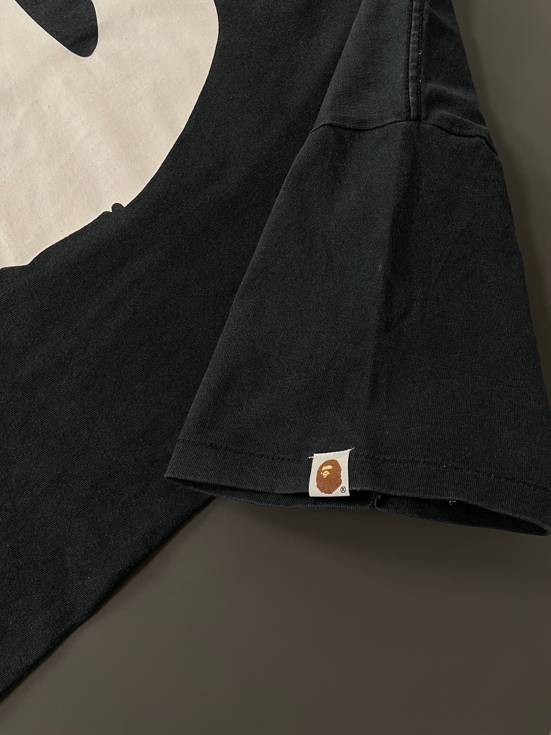[L] BAPE 바이컬러 빅 에이프 헤드 반팔 티셔츠 상품이미지4