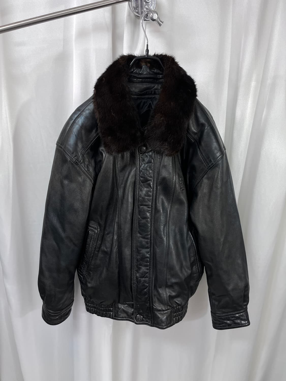 YVES SAINT LAURENT 상품이미지1