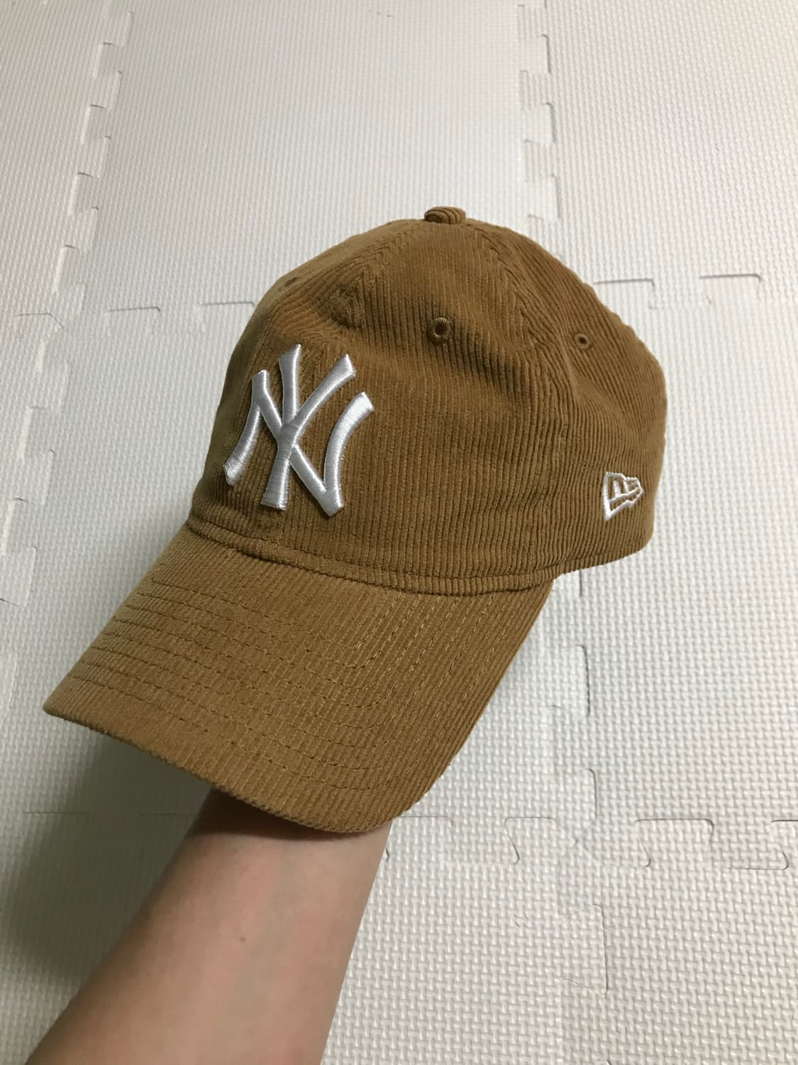 뉴에라 MOMA 골덴 캡모자 상품이미지3