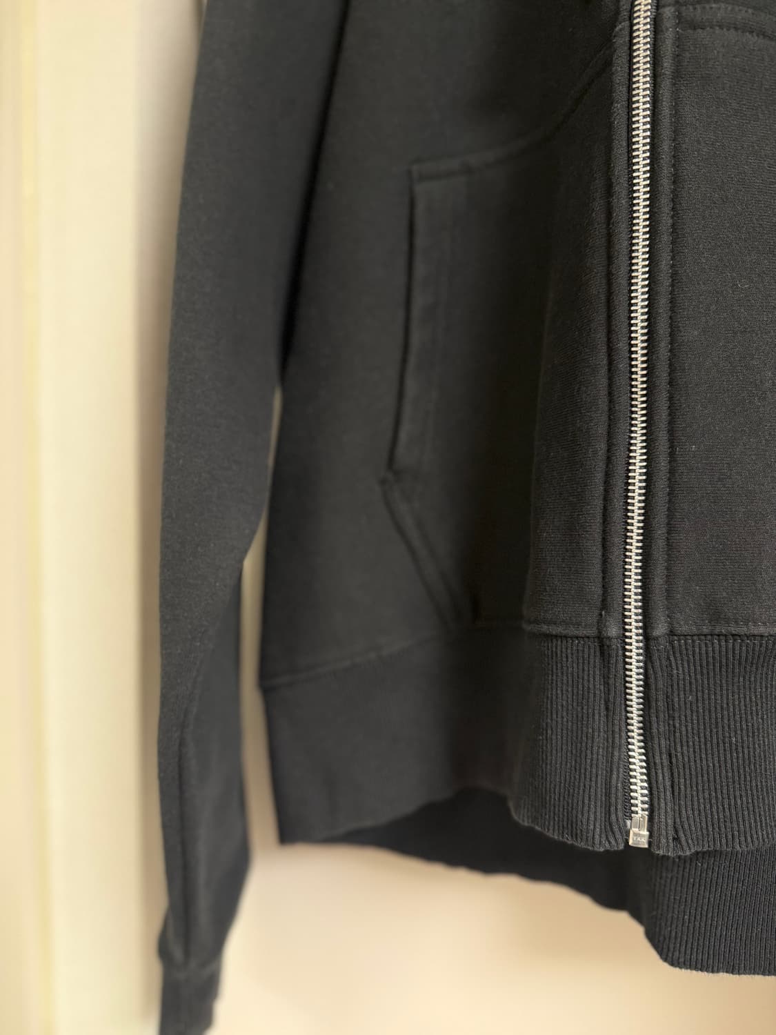 스투시 런던 후드집업 m사이즈 판매합니다  상품이미지3