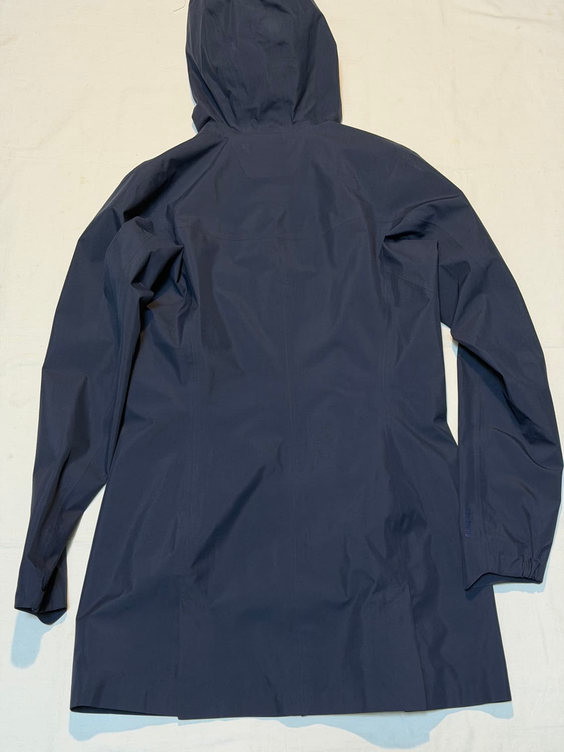 아크테릭스 고어텍스 코데타 레인코트 네이비 상품이미지4