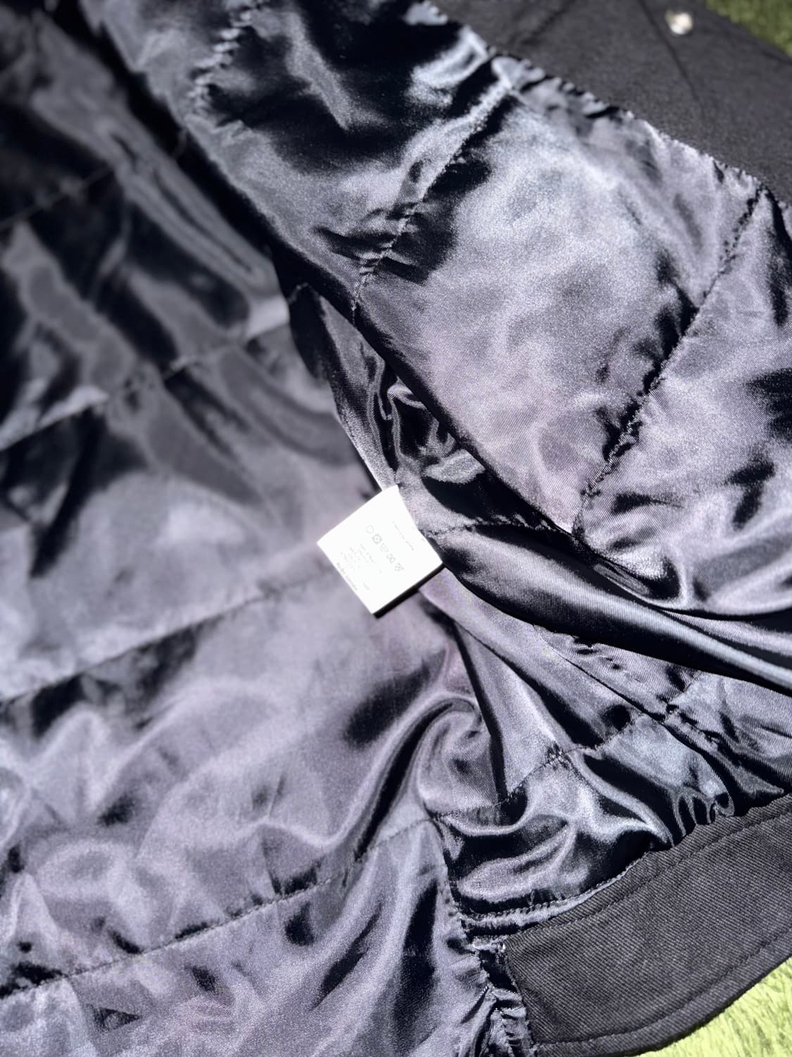 [XL] IISE 이세 21FW 퀼티드 리벳 자켓 블랙 (뱃지 동봉) 상품이미지8