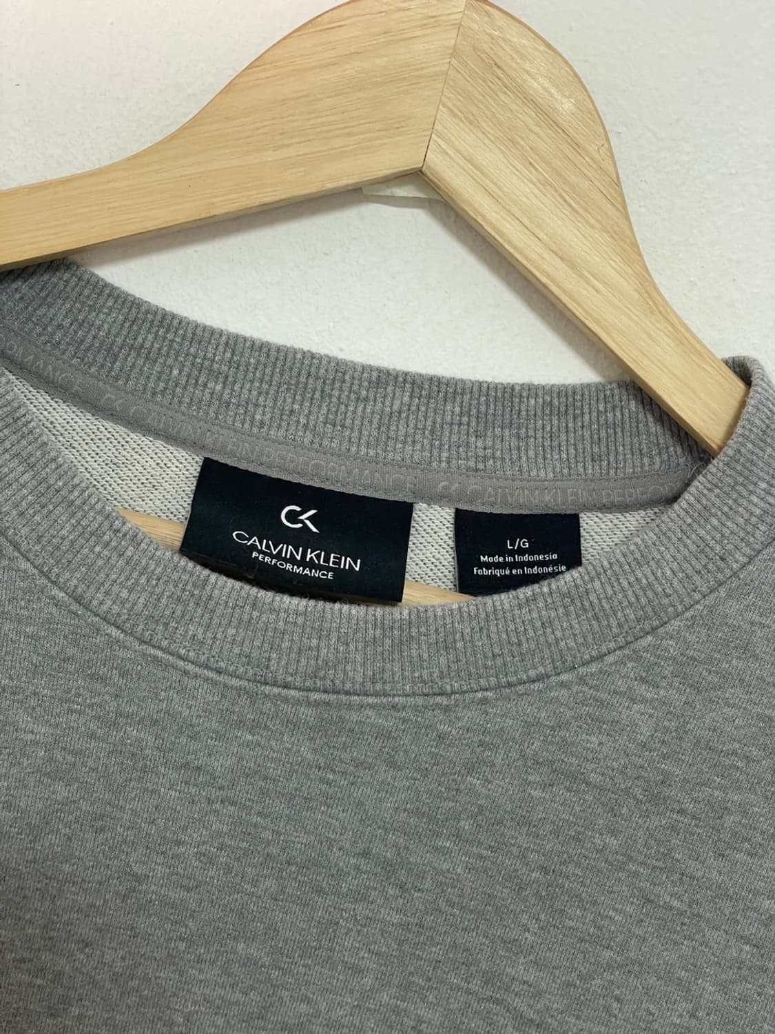 캘빈클라인 그레이 와펜 맨투맨 상품이미지6