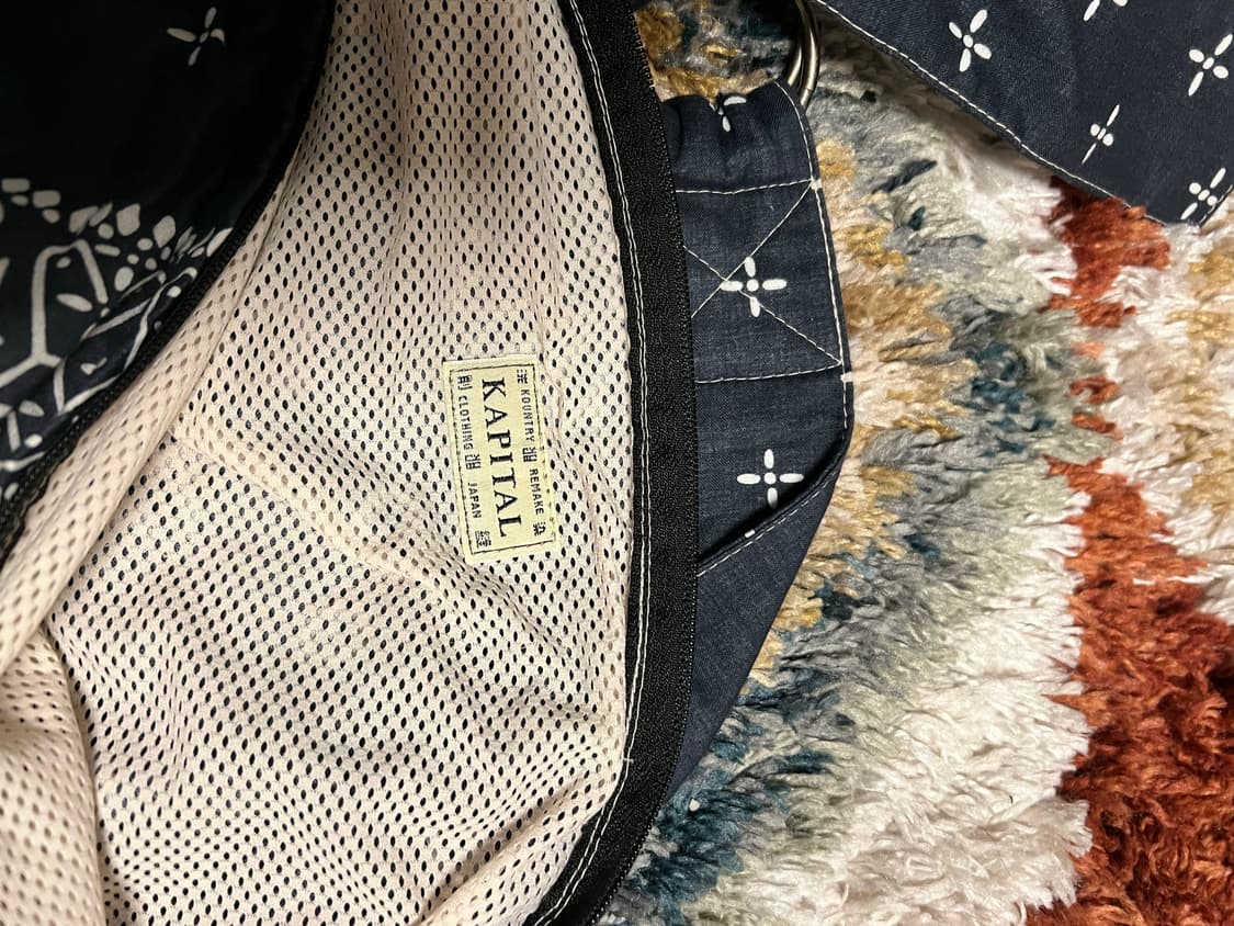 캐피탈 반다나 네이비 호보백 상품이미지2