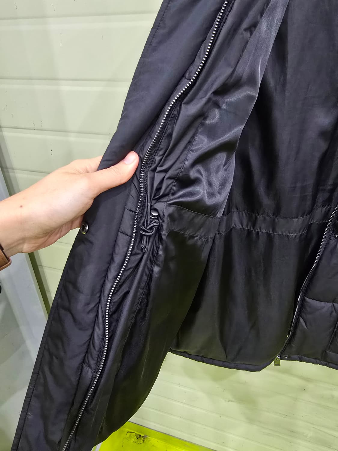 JAJU 넥 퍼 패딩 블랙 상품이미지7