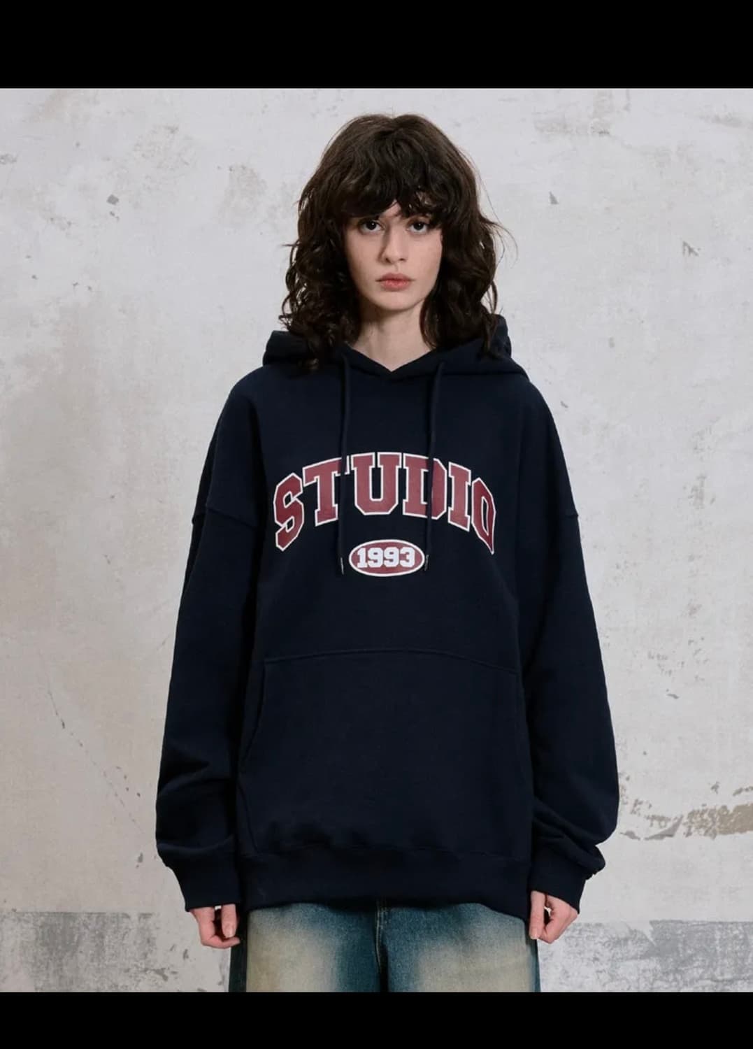 1993 스튜디오 후드티 상품이미지3