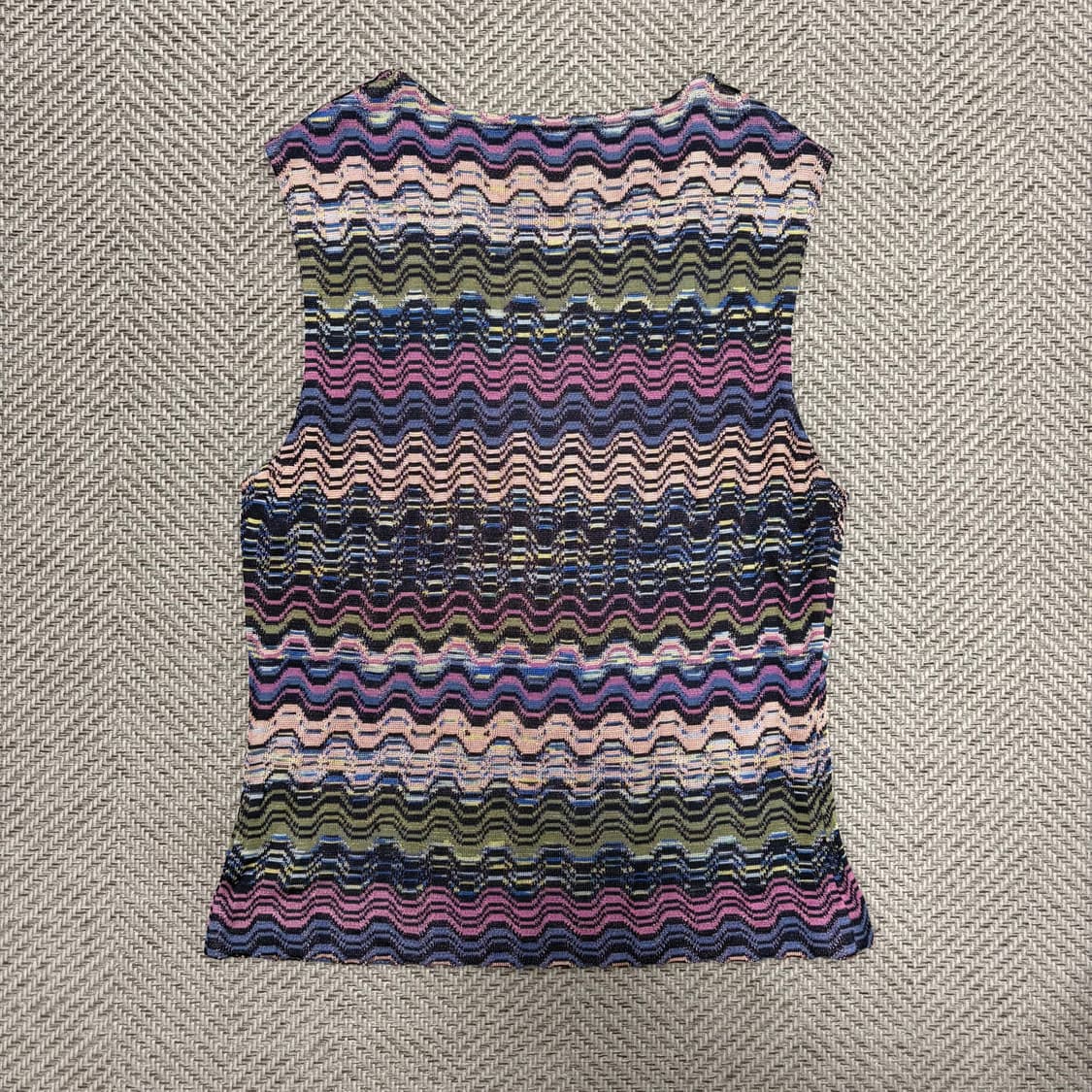 미쏘니 지그재그 패턴 탑 v1011 상품이미지2