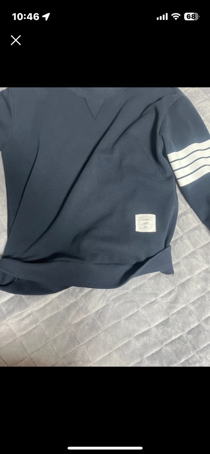 톰브라운 맨투맨 상품이미지1