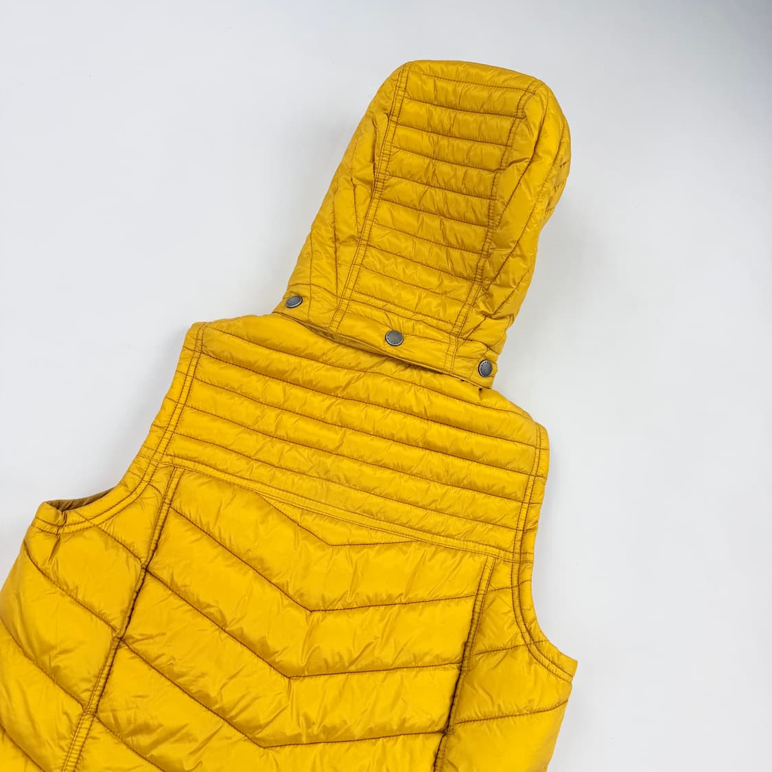 바버 퀼팅 후드 패딩베스트 상품이미지9