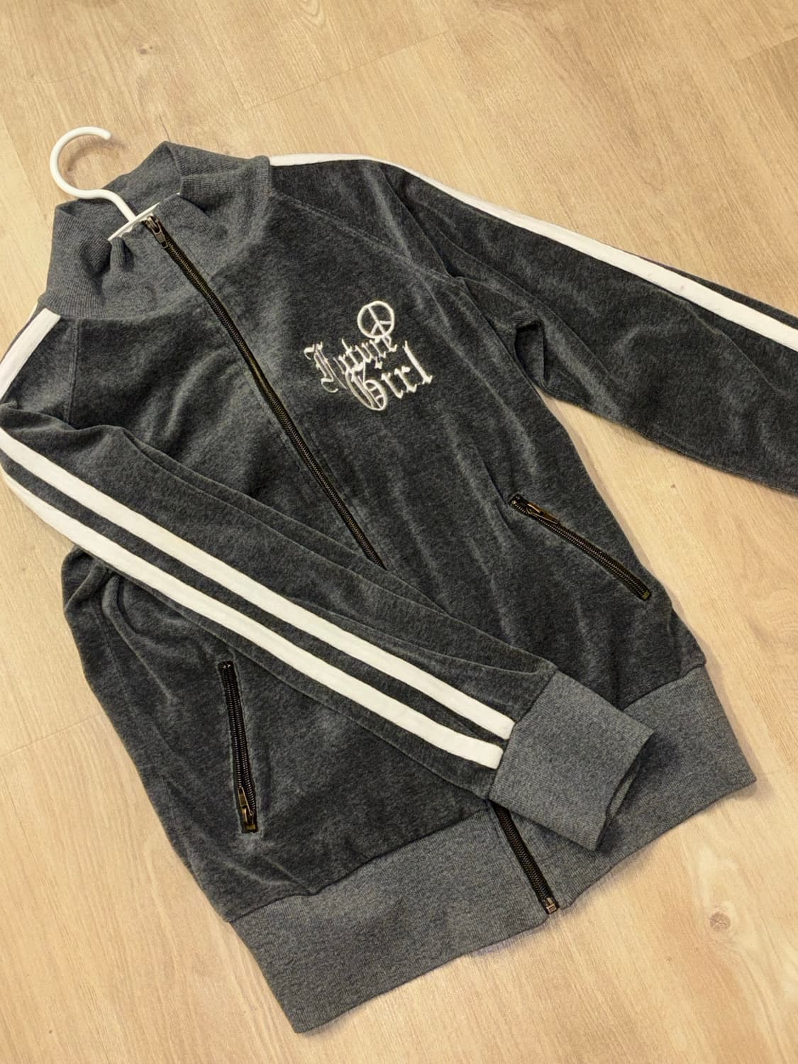 빈티지 벨벳 져지 (그레이) 상품이미지1