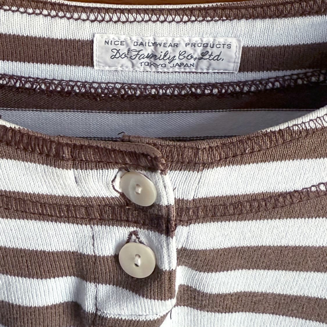 코코아 버튼 스트라이프 티 상품이미지4