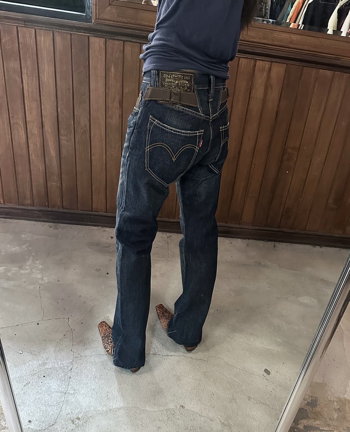 LEVI'S leather cinch back w28 상품이미지5