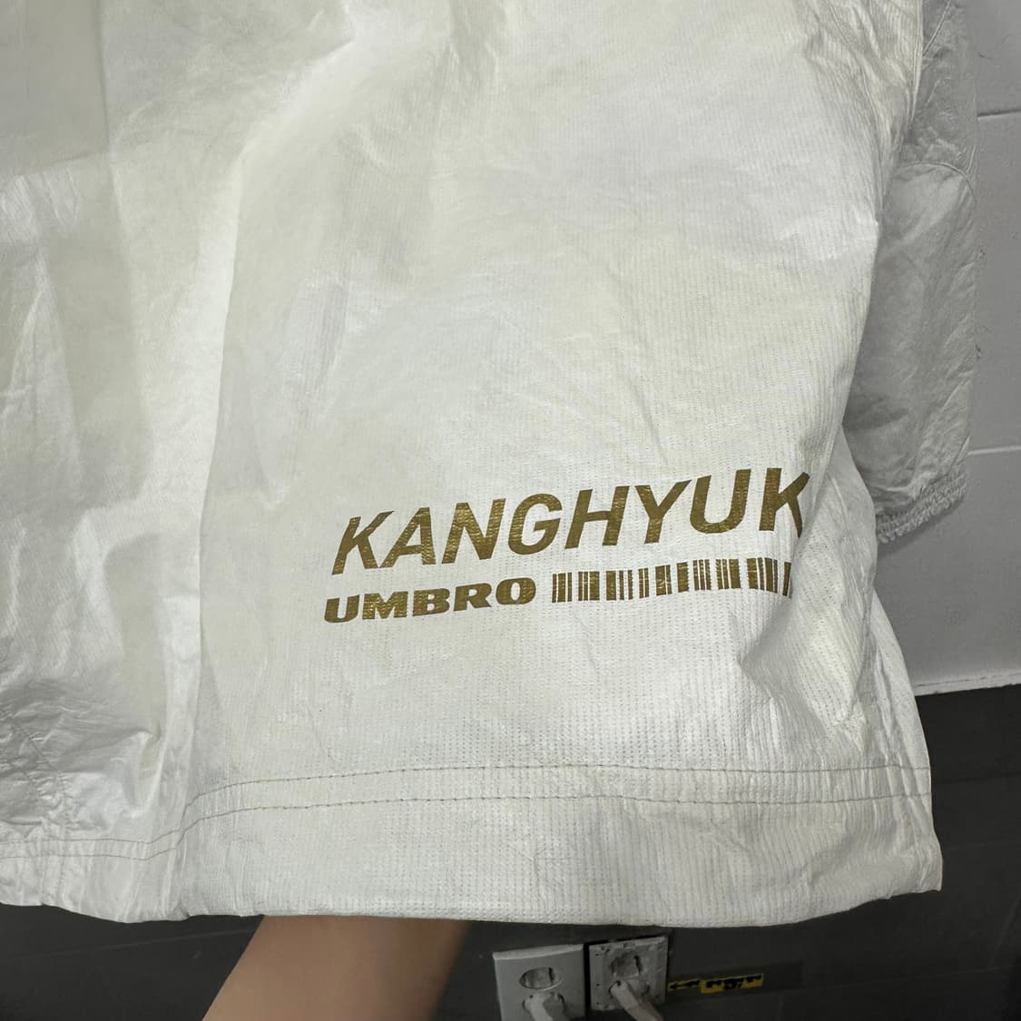 엄브로X강혁 아노락 바람막이 상품이미지7