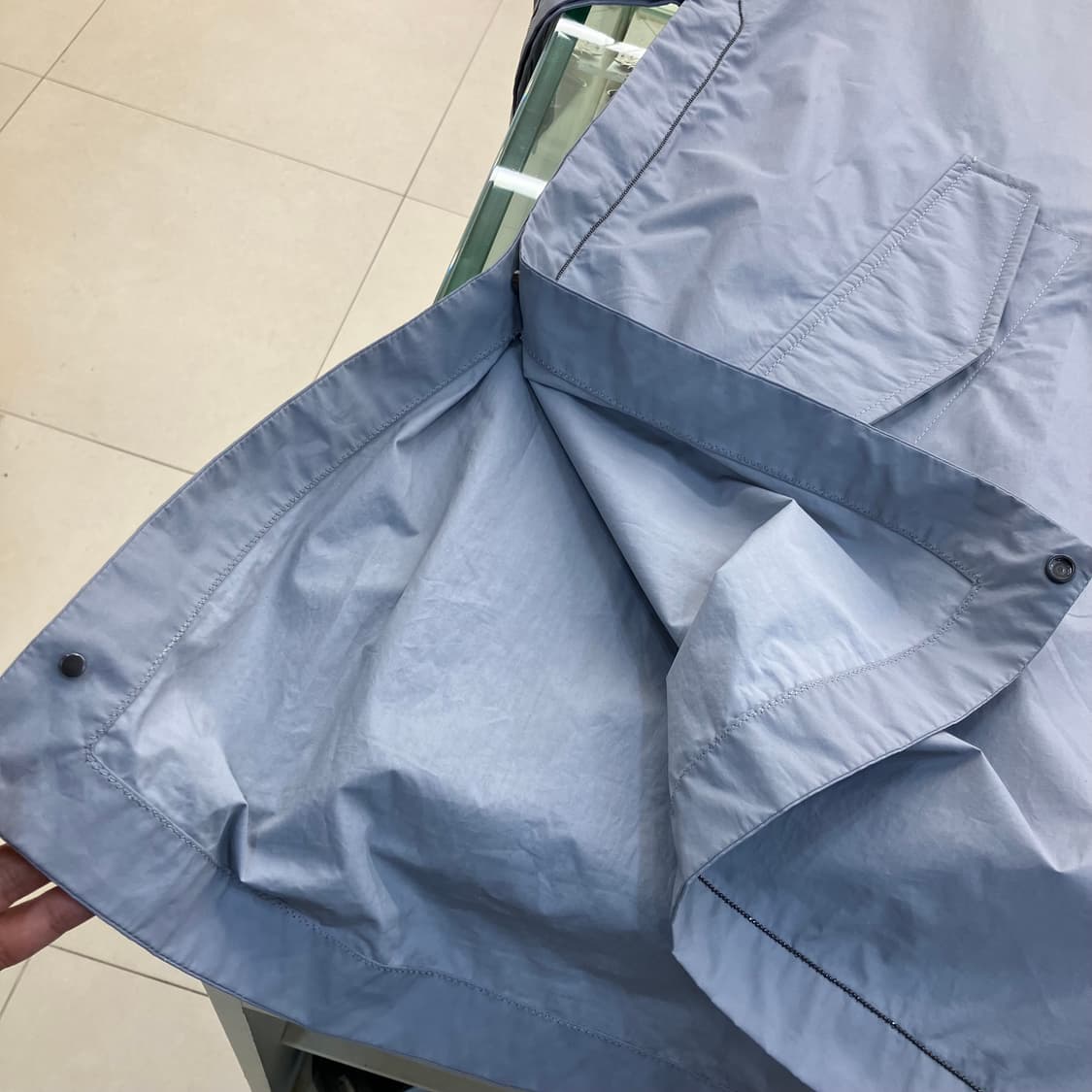 브루넬로 쿠치넬리 아노락 후드 롱셔츠 상품이미지5