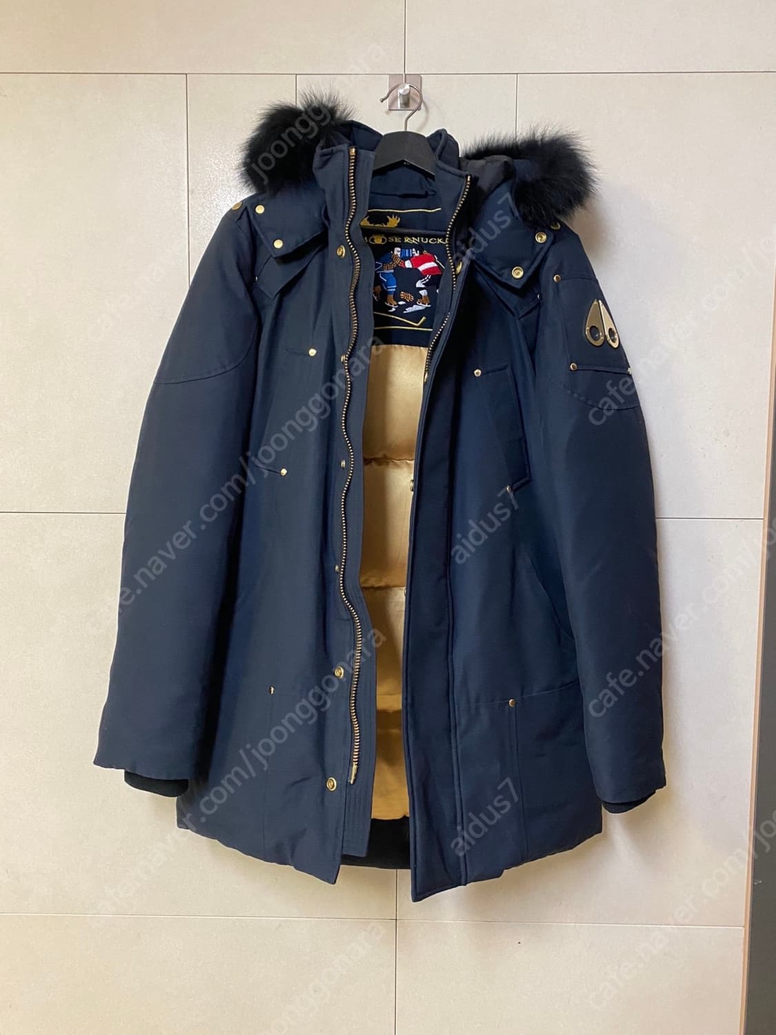 무스너클 골드라인 패딩 상품이미지4